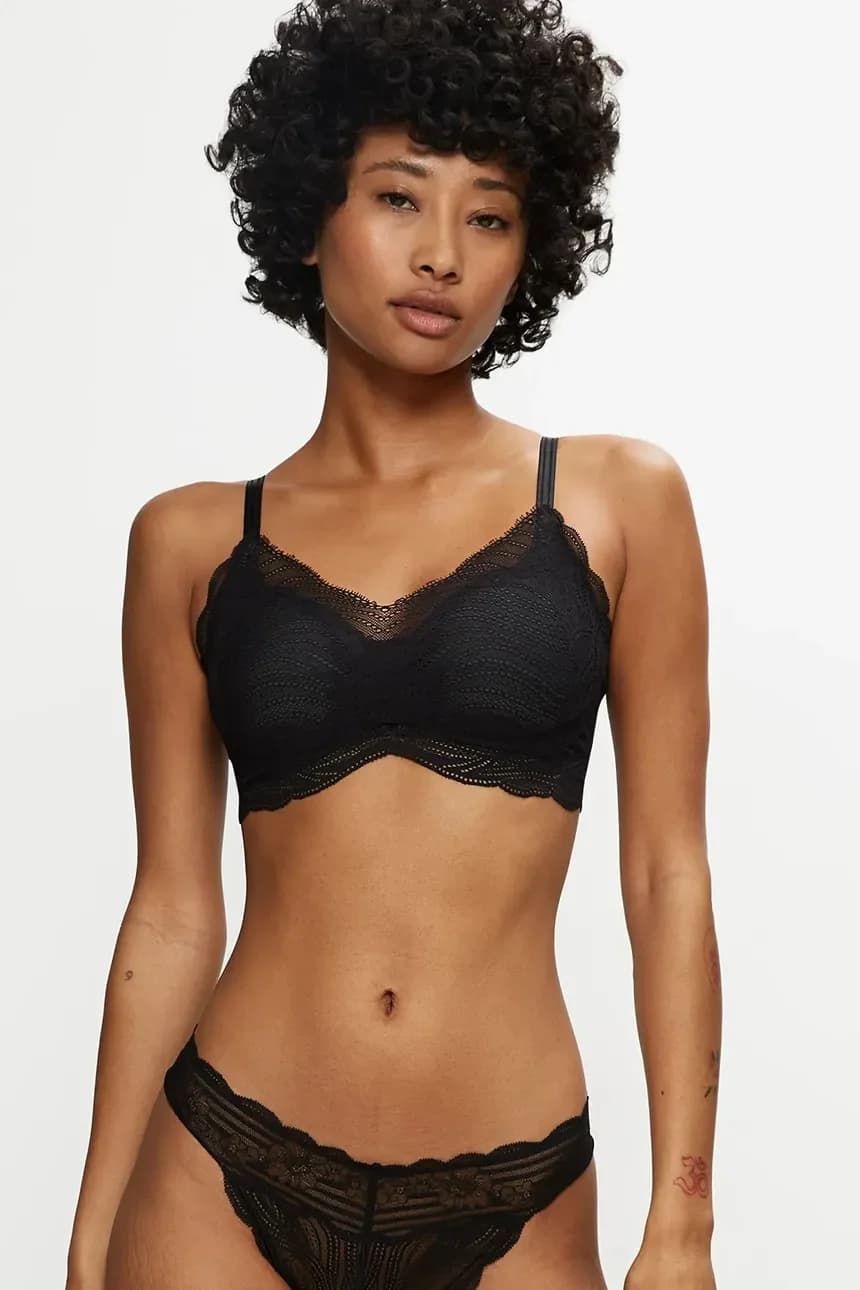 Поднимите умный бюстгальтер