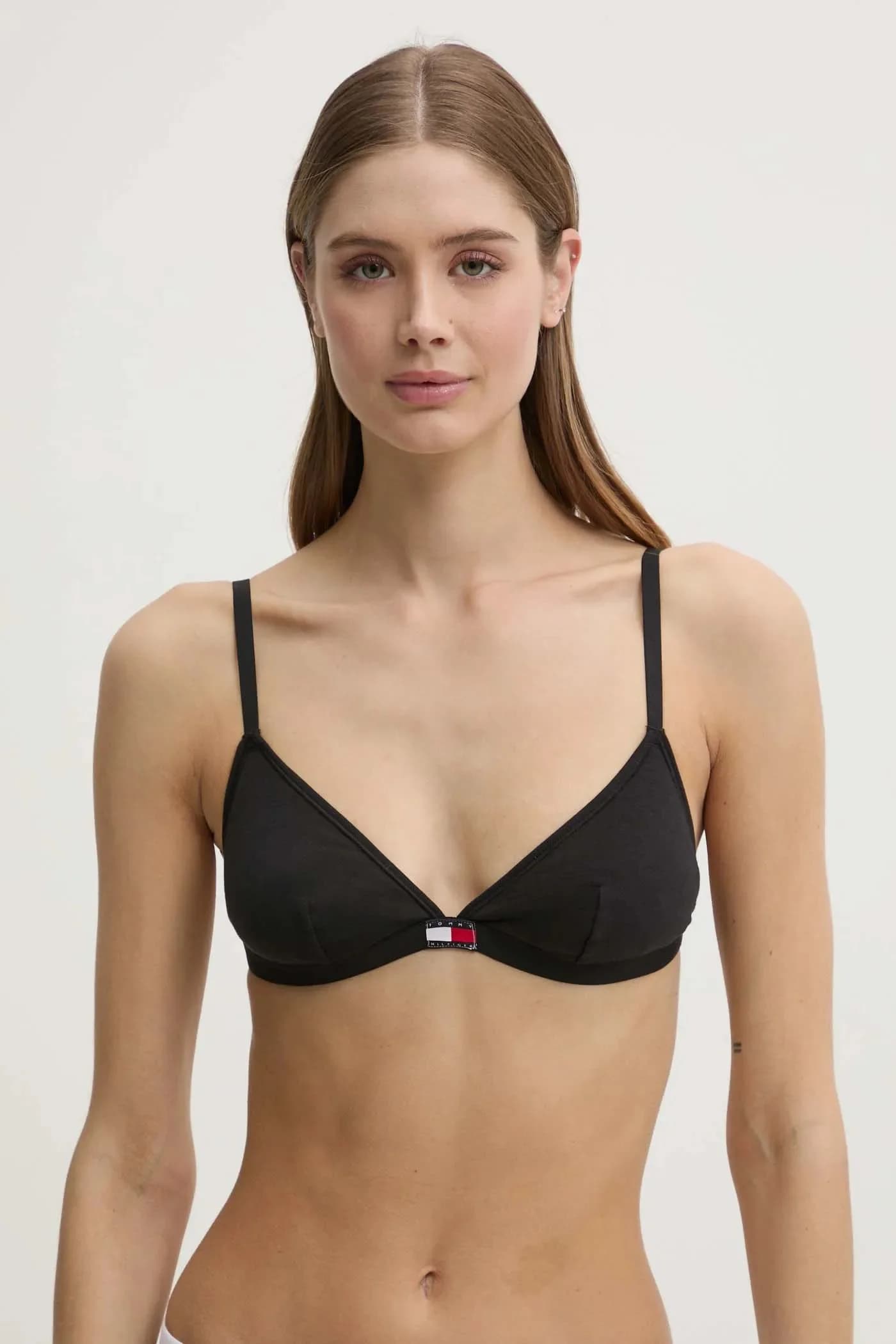 комплект из трех бюстгальтеров