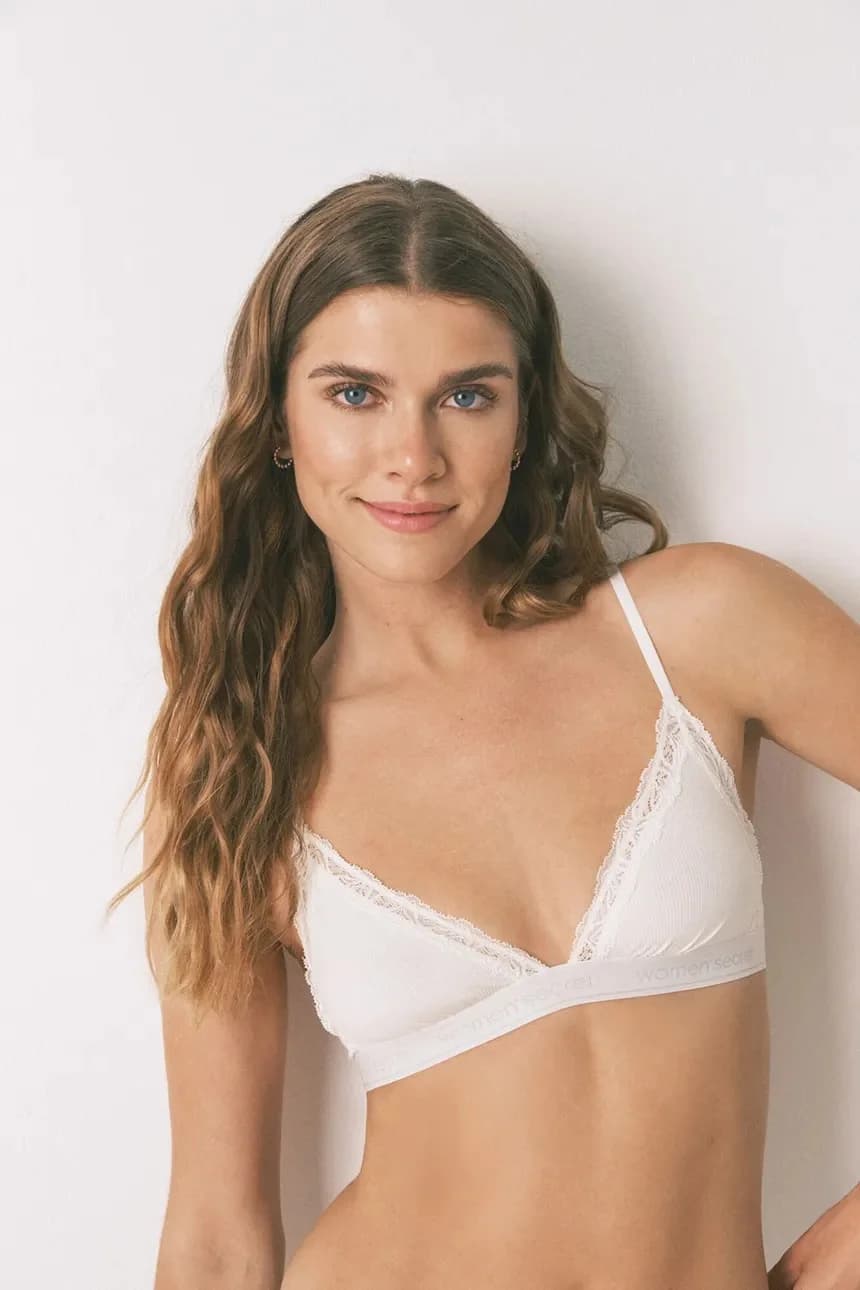 Бюстгальтер