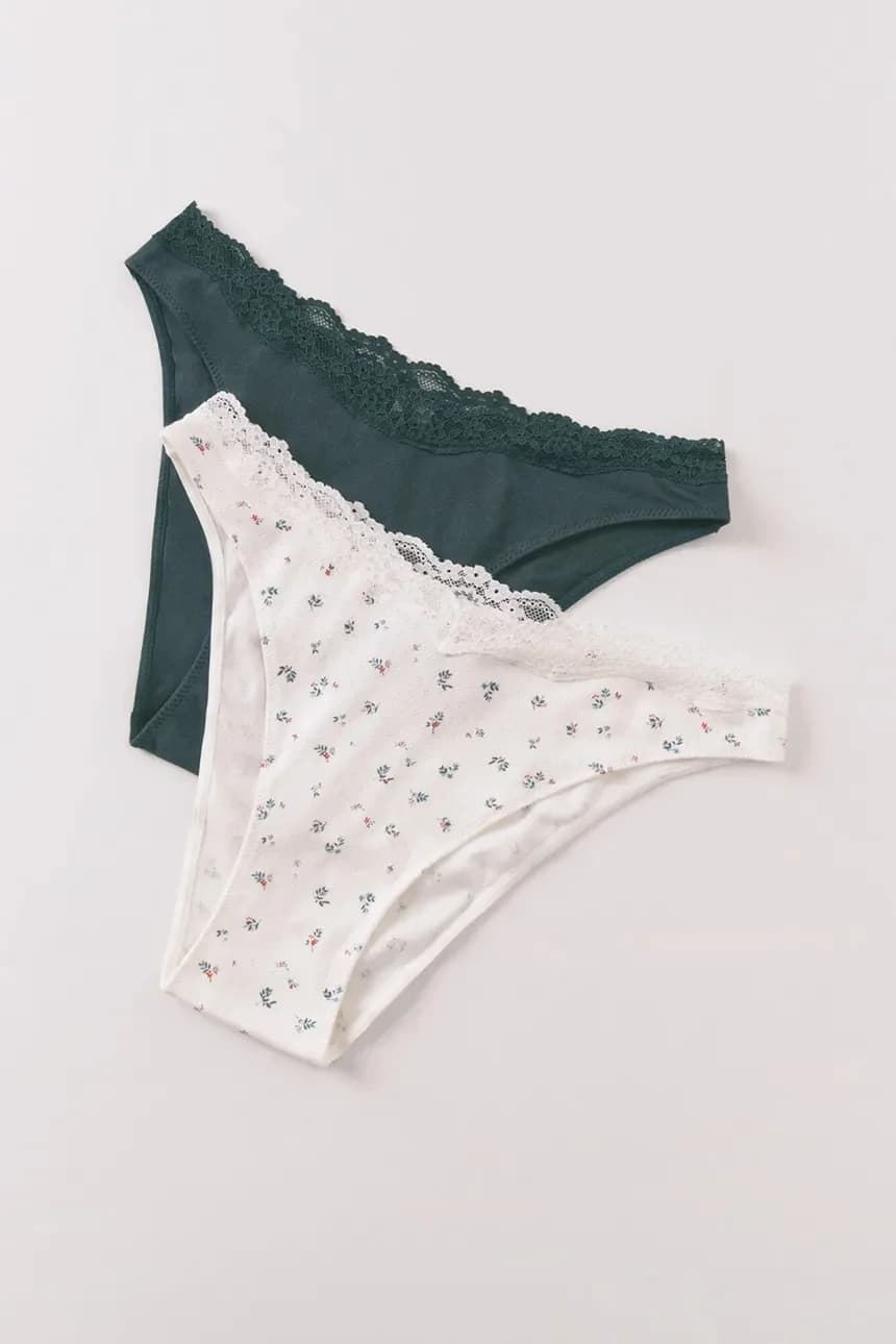 2 пары трусов