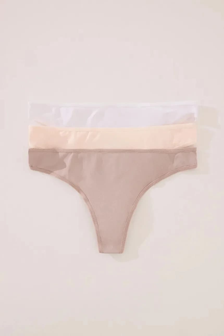 3 комплекта стрингов