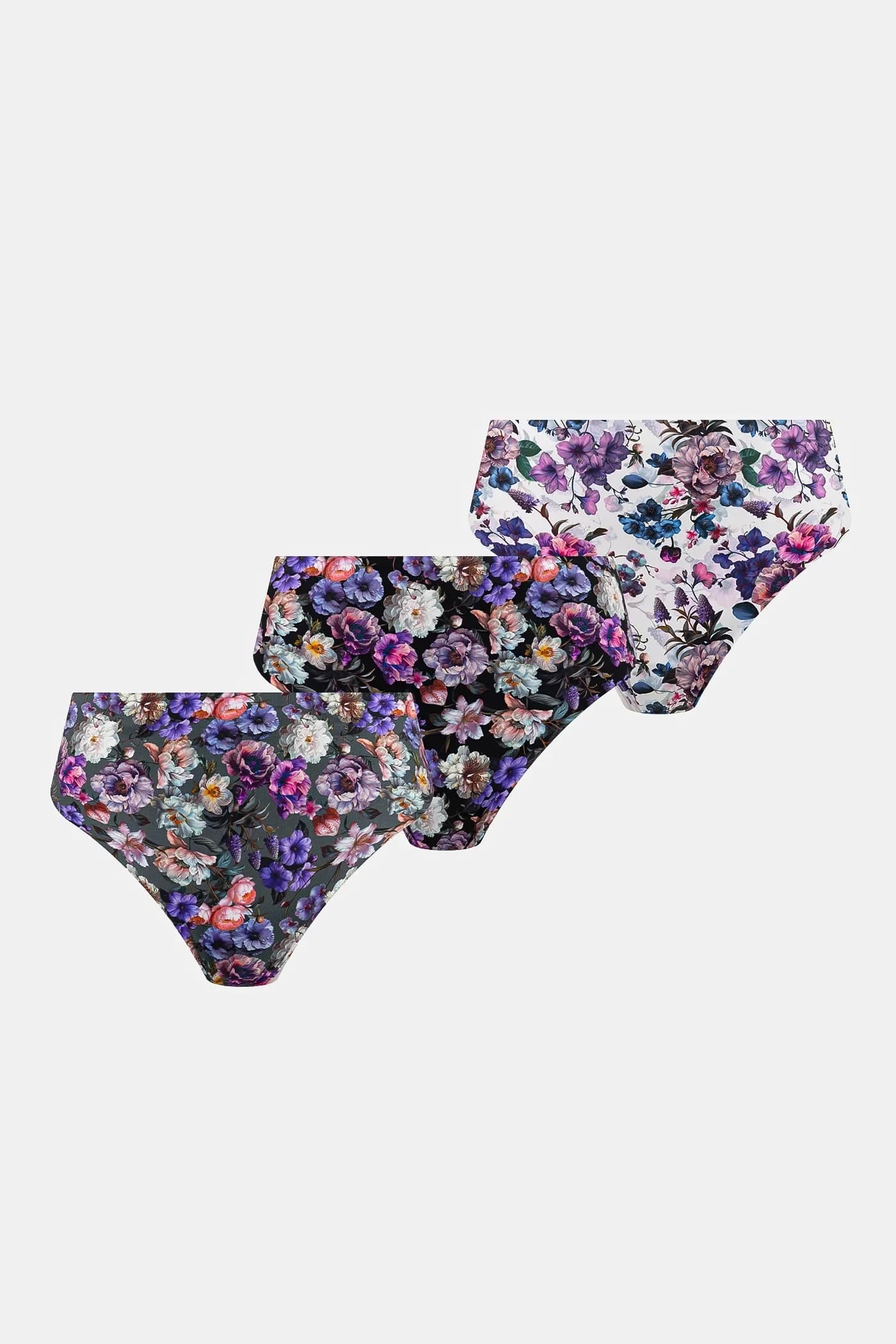 3 пары трусов