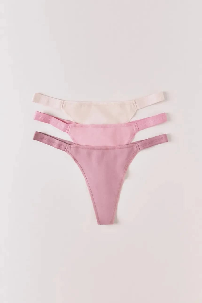 3 комплекта стрингов