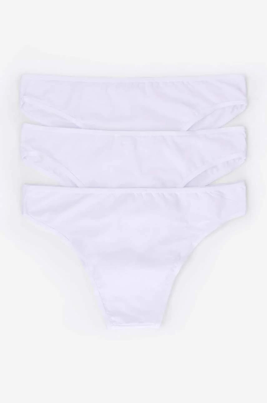 3 пары трусов