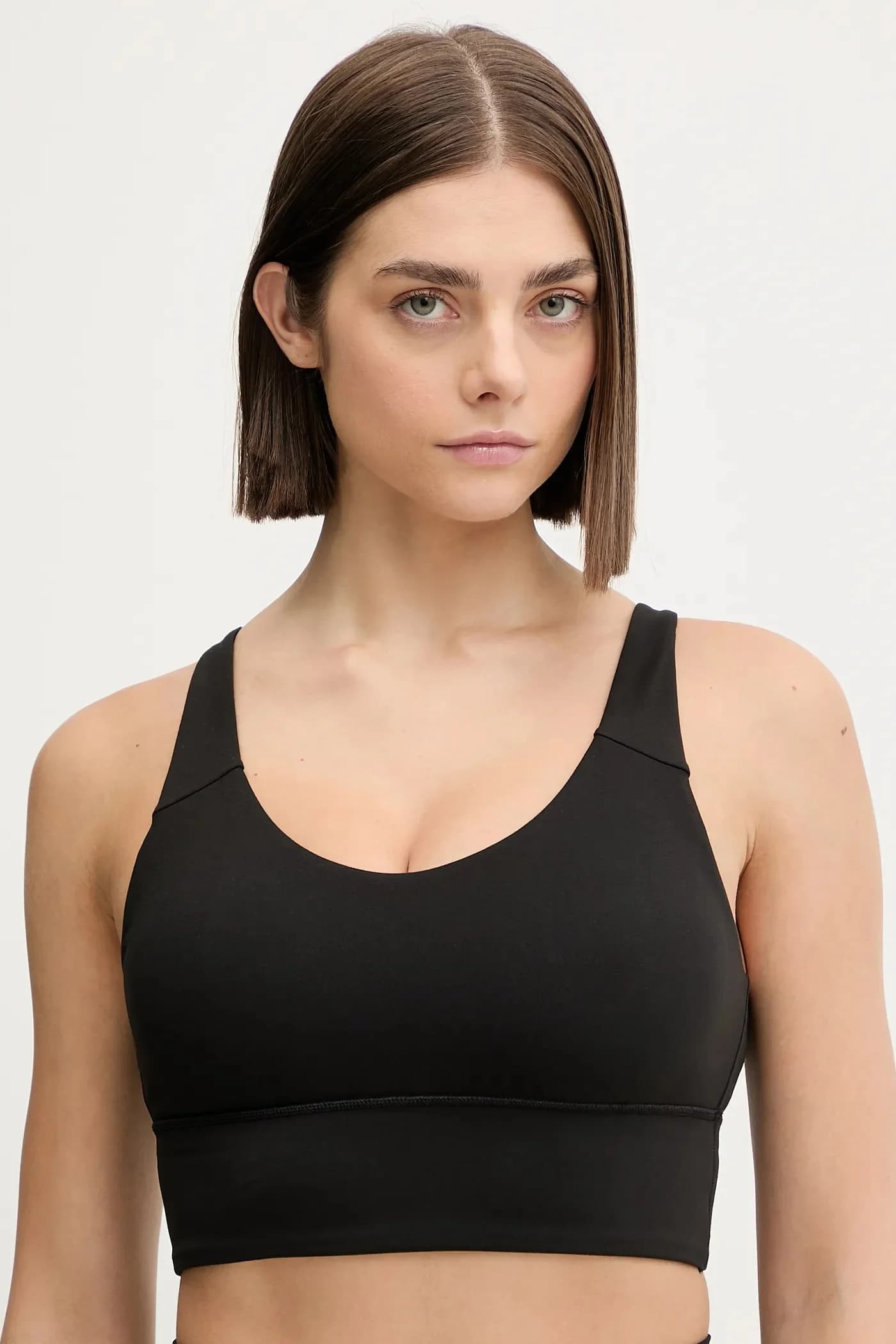 Спортивный бюстгальтер