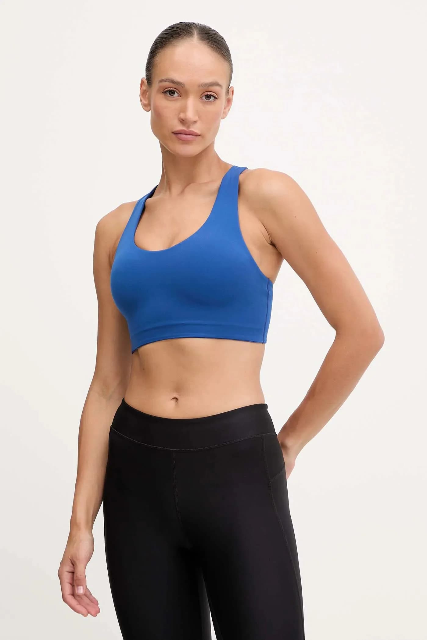 Спортивный бюстгальтер