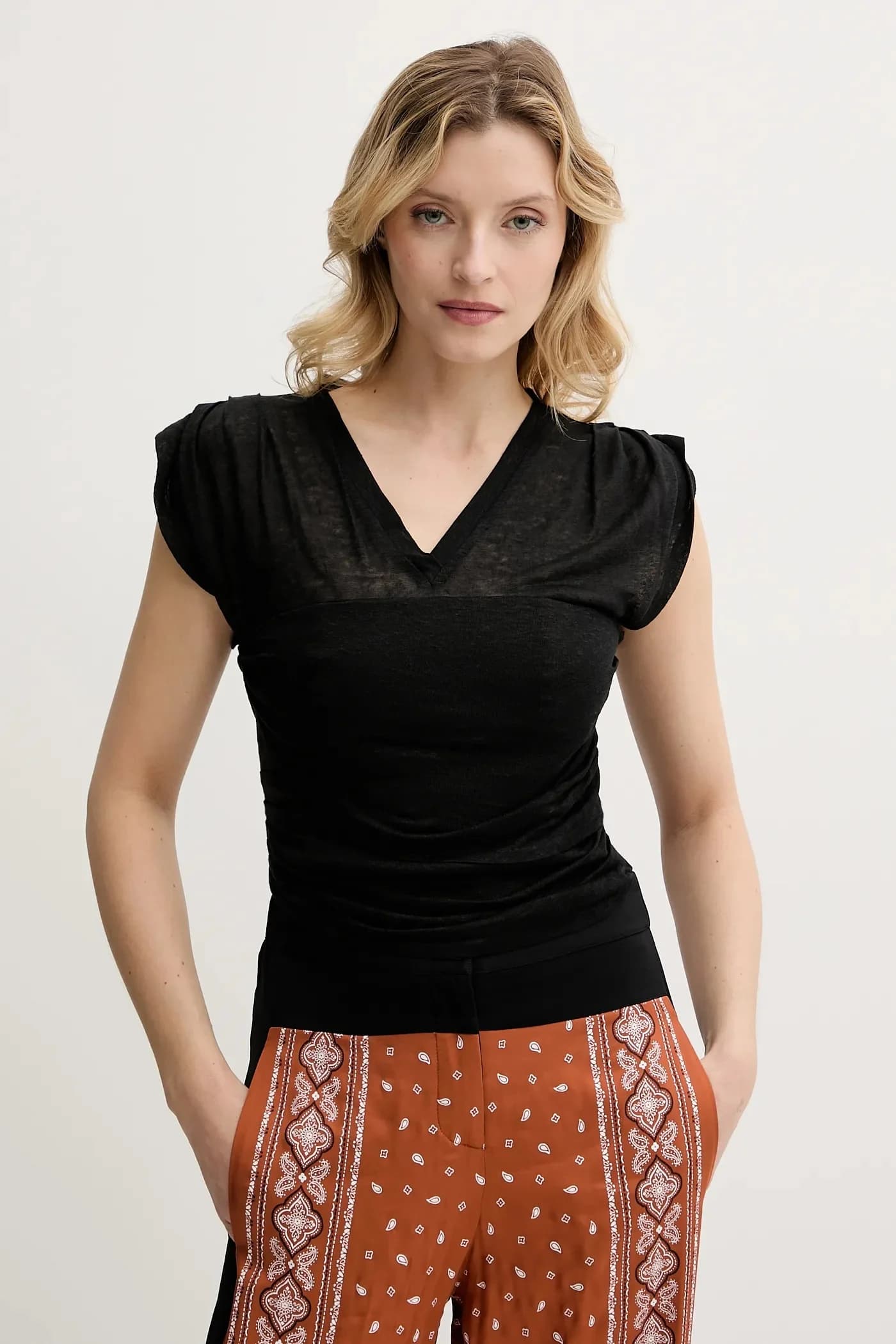 Льняная блузка