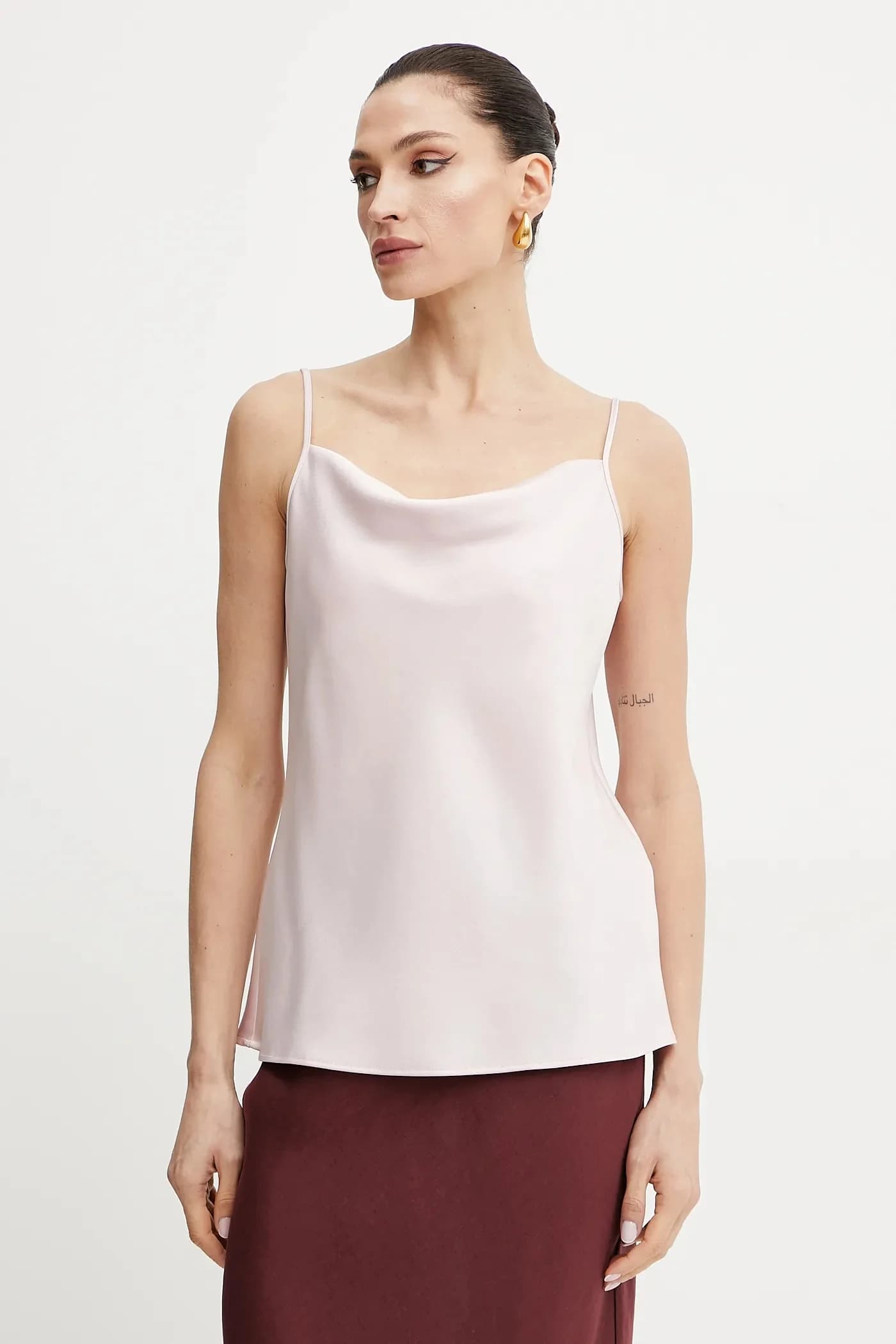 блузка с бахромой