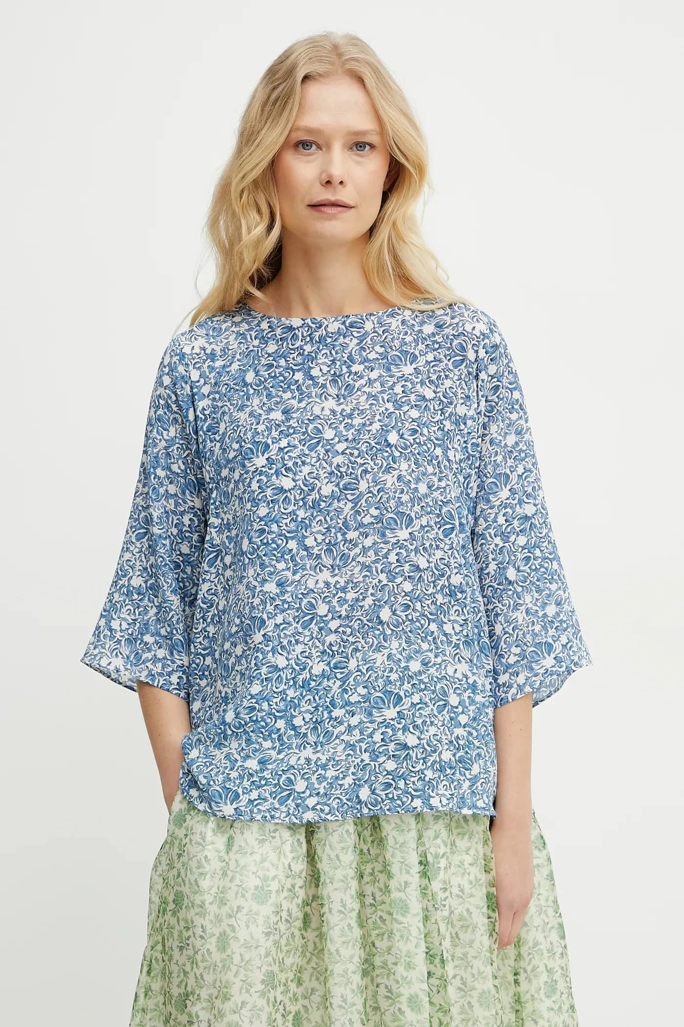 Шелковая блузка