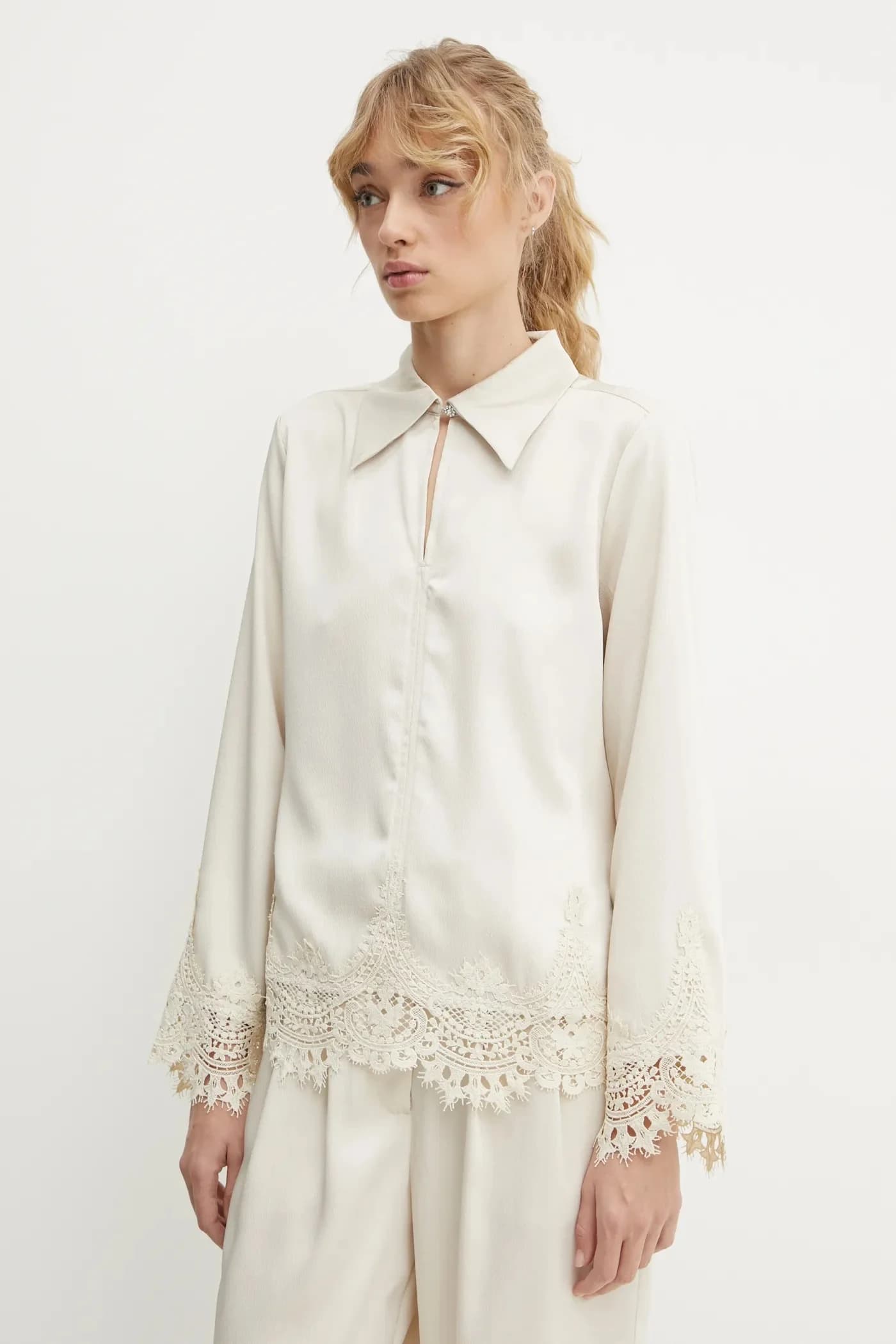 блузка Bruuns Bazaar