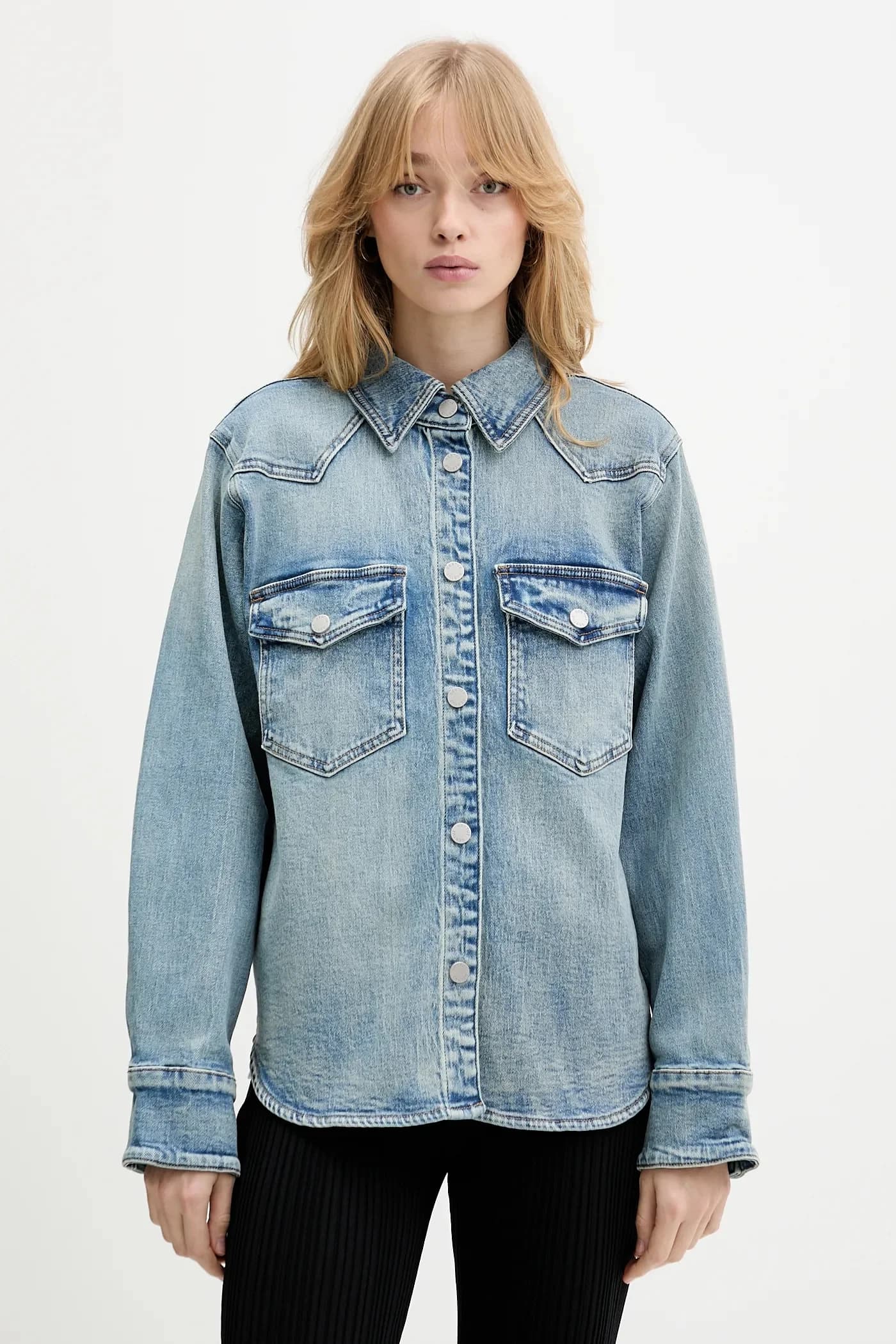 Джинсовая рубашка