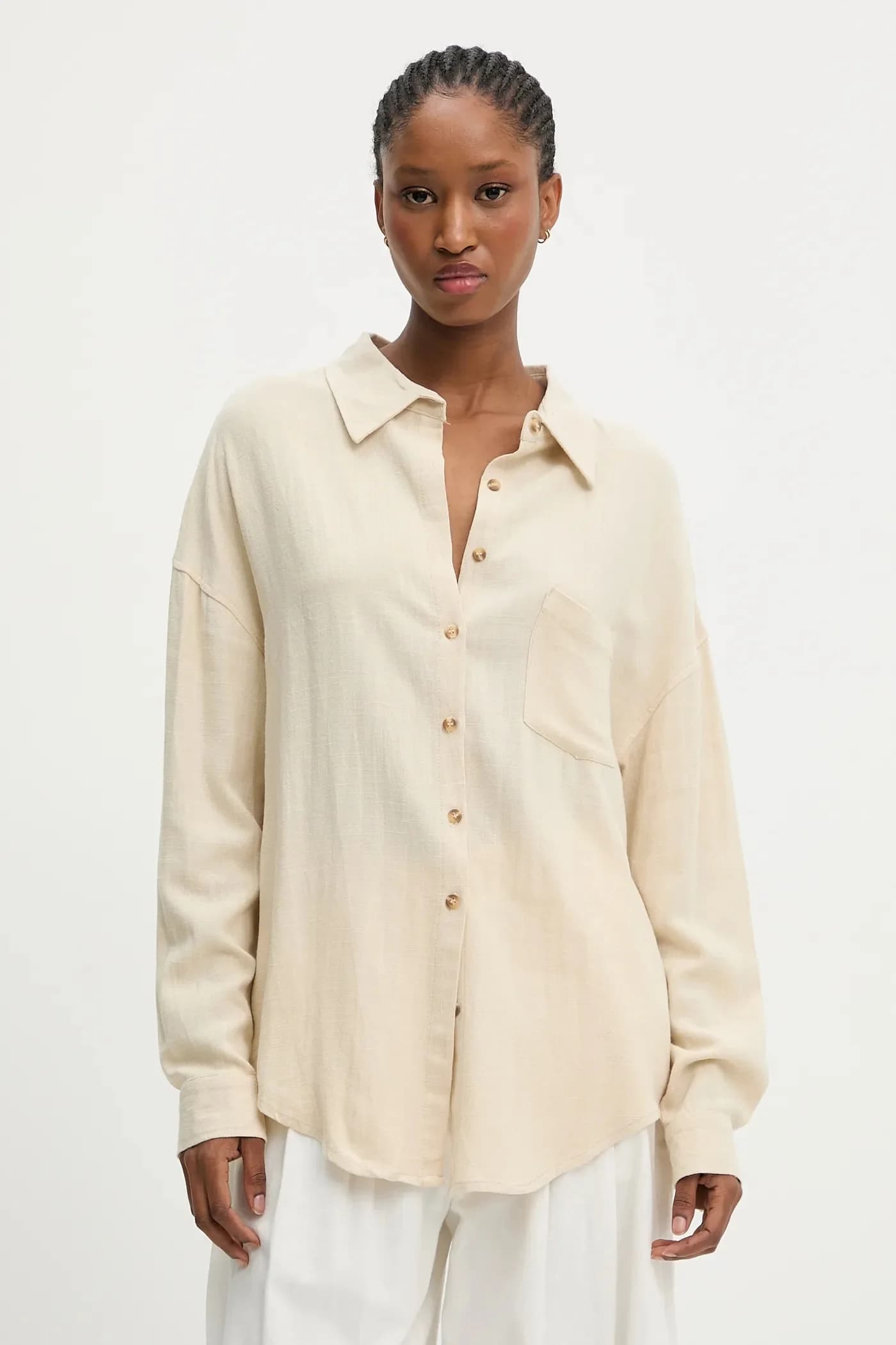 Льняная рубашка