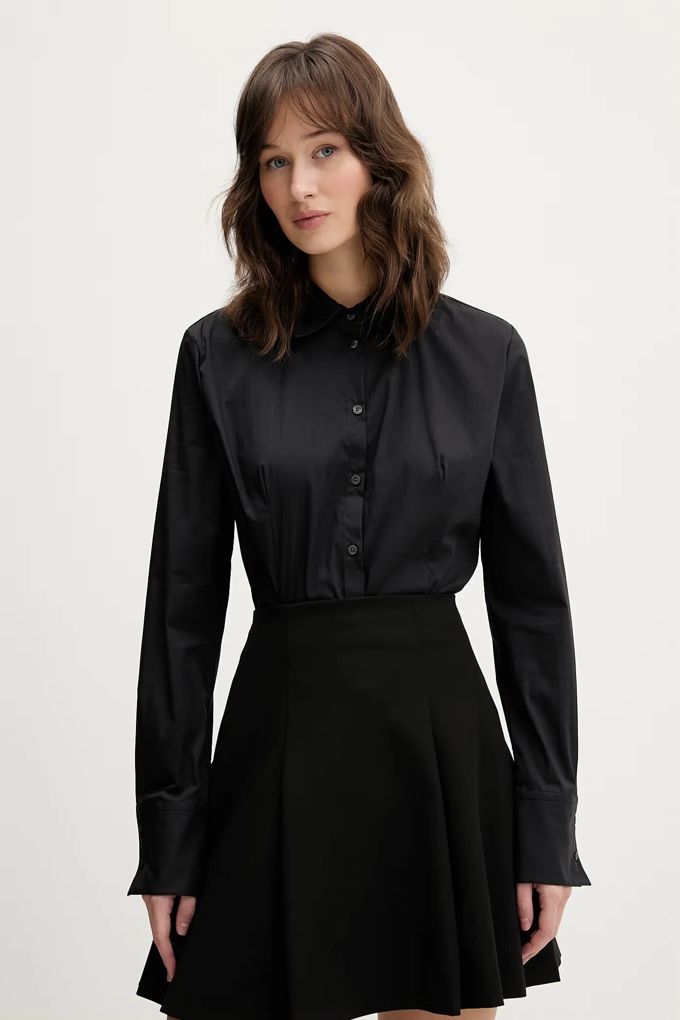 Приталенная рубашка