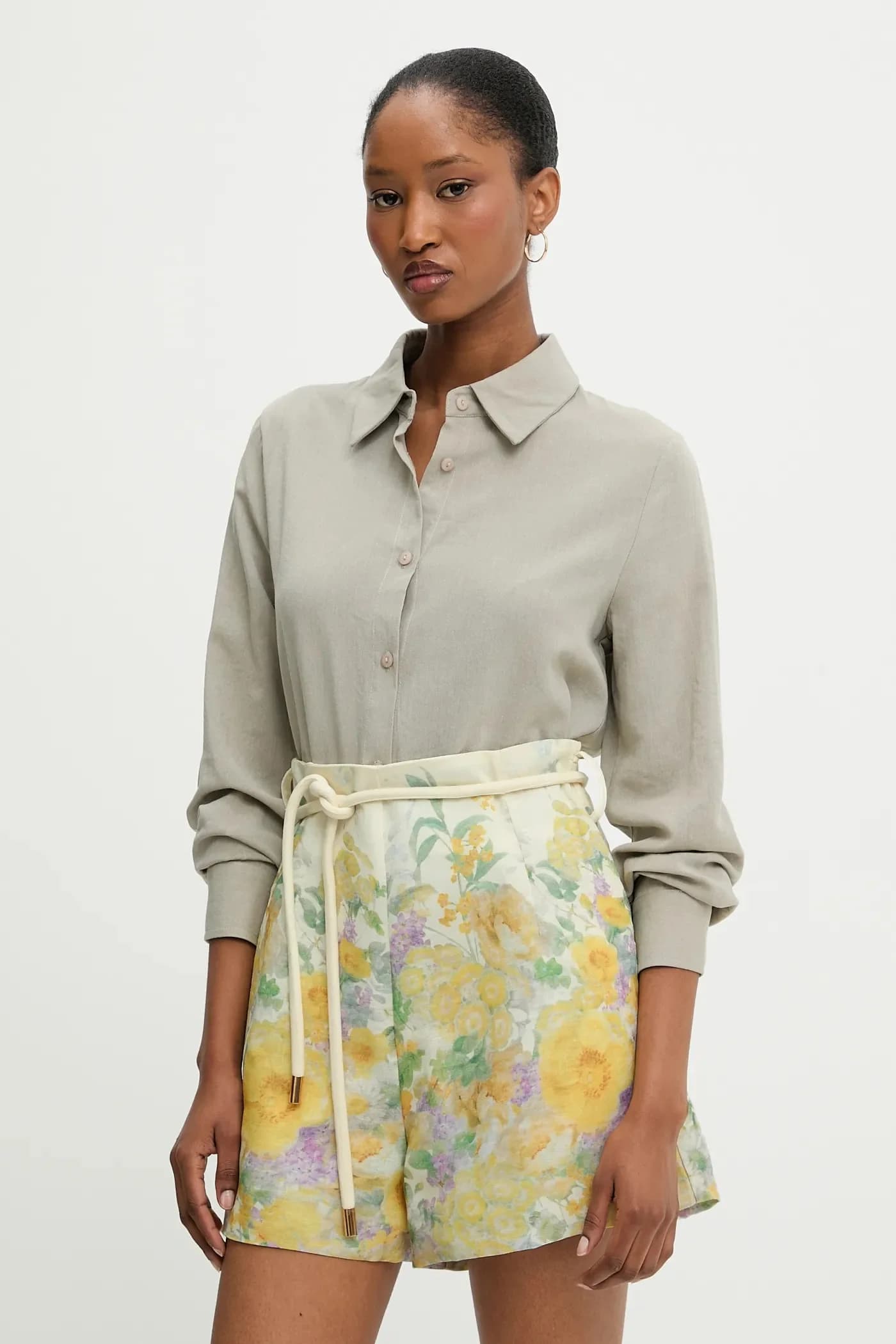 Льняная рубашка