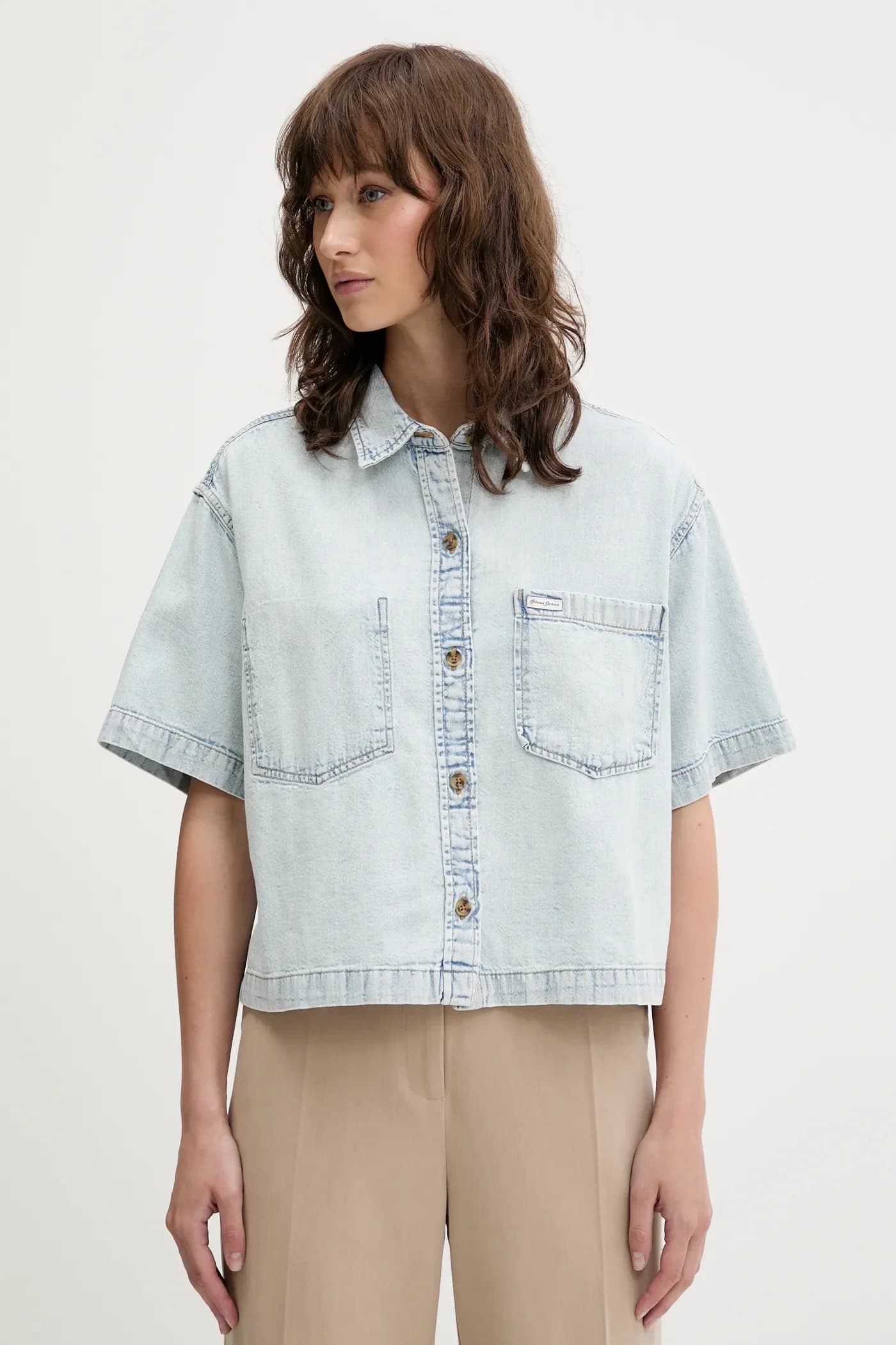 Джинсовая рубашка