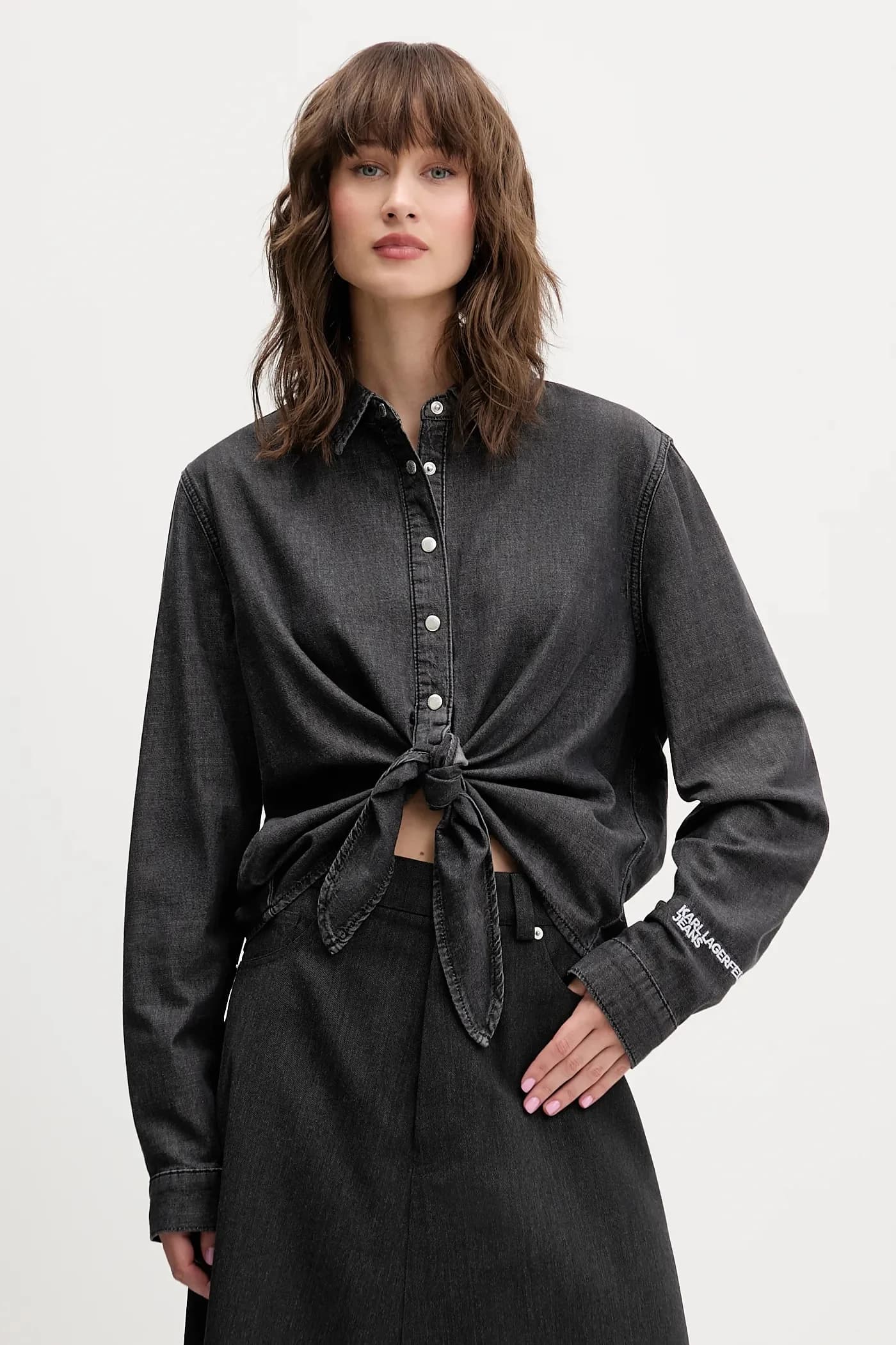 Джинсовая рубашка