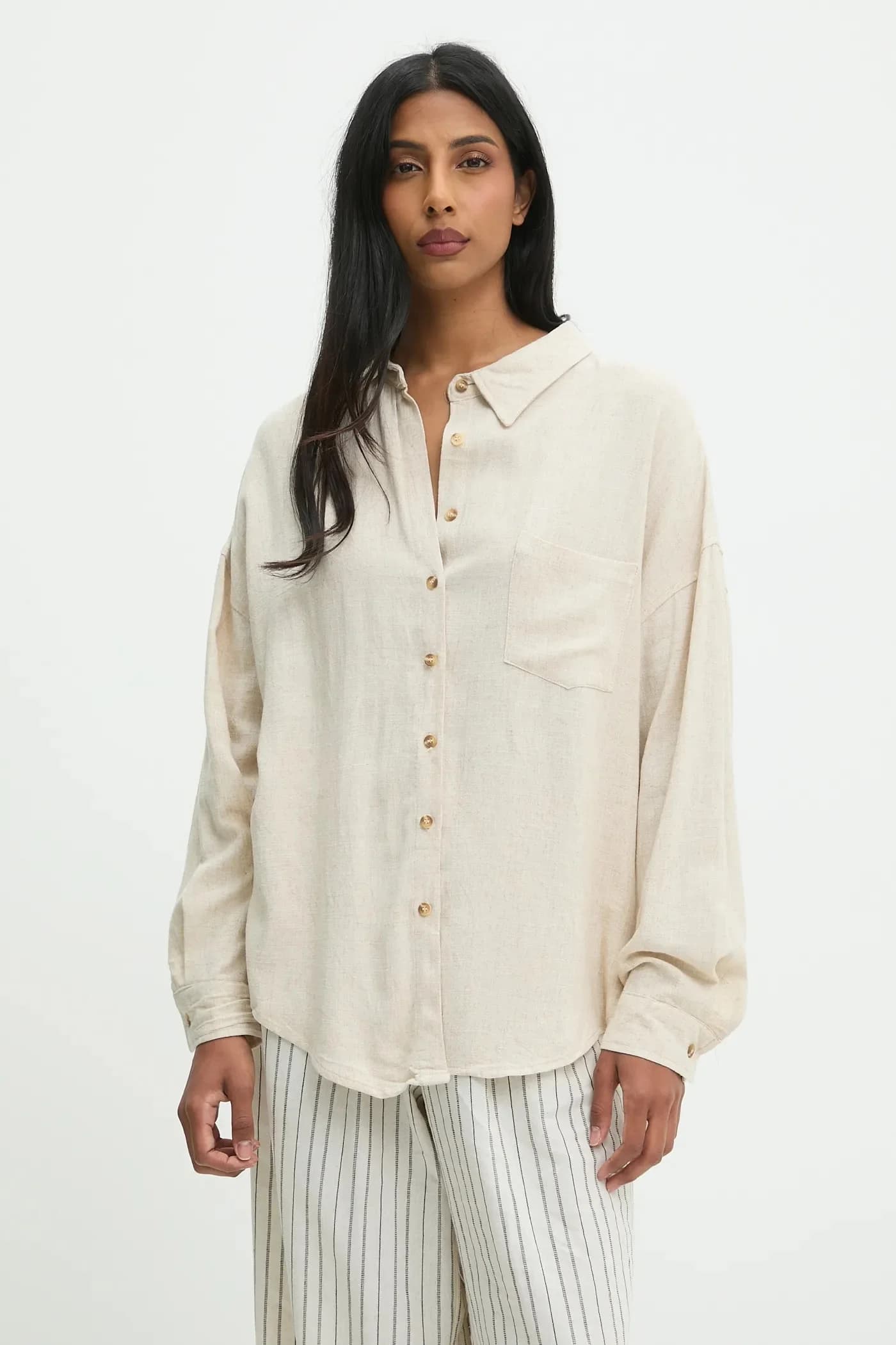 Льняная рубашка