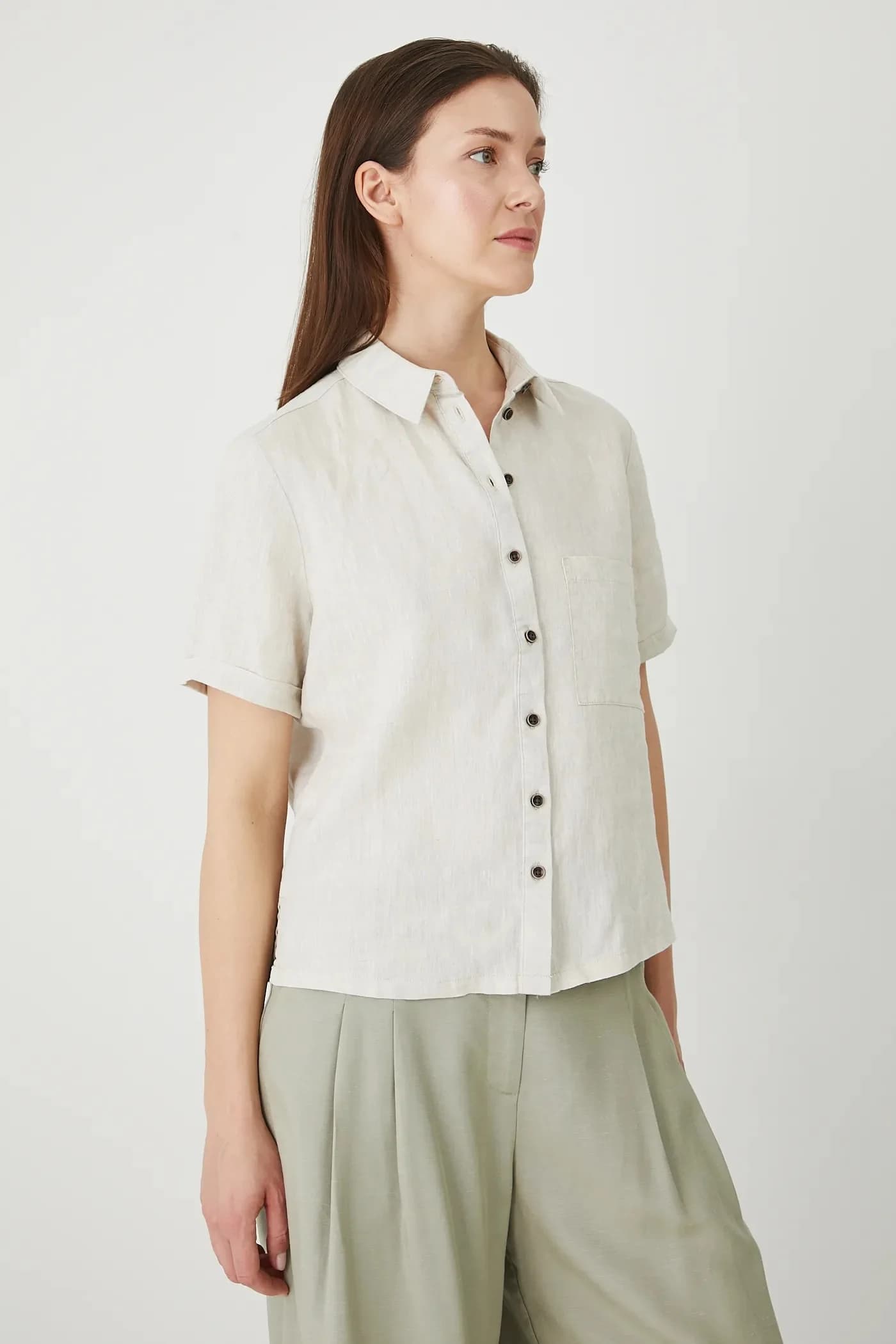 Льняная рубашка