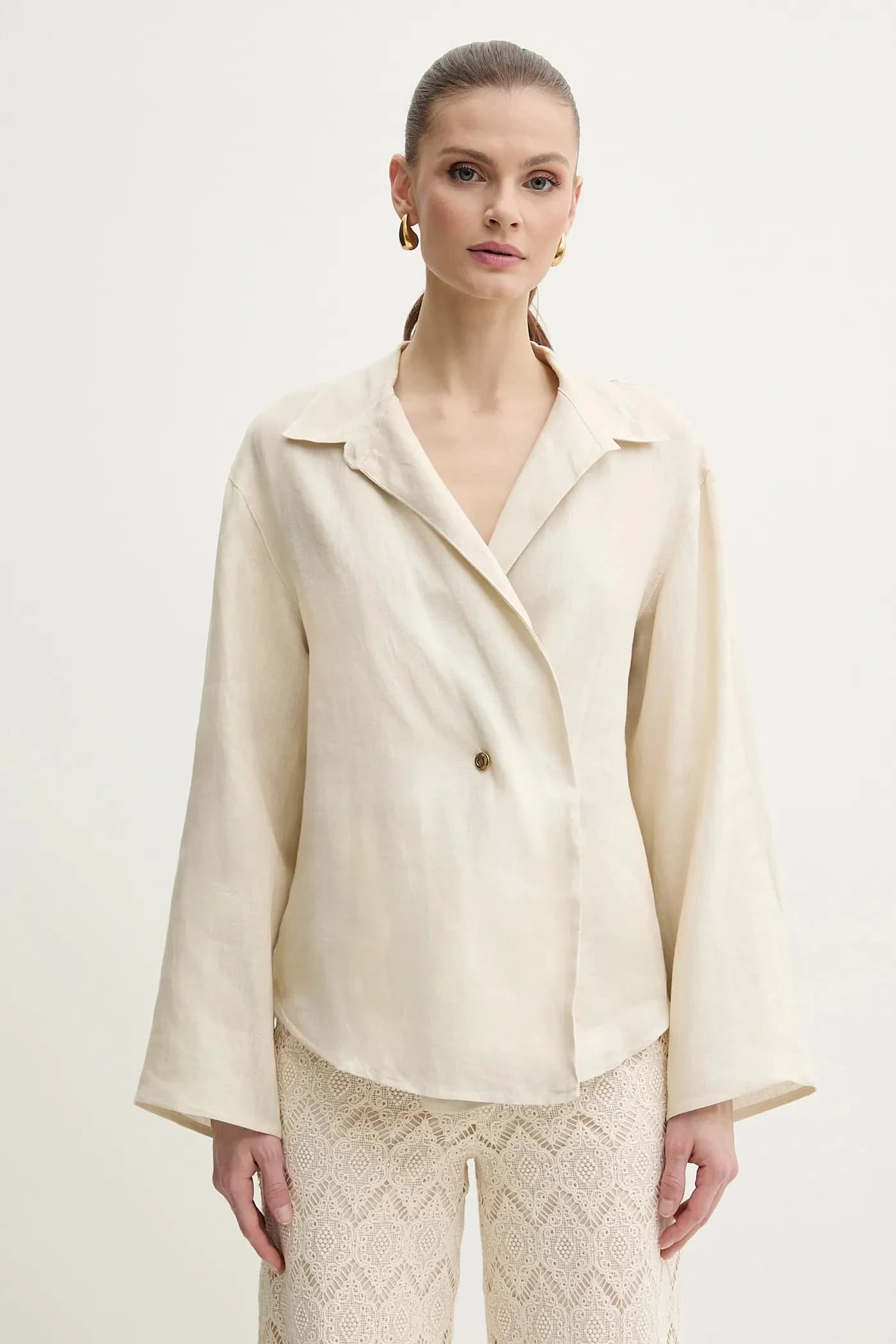 Льняная рубашка