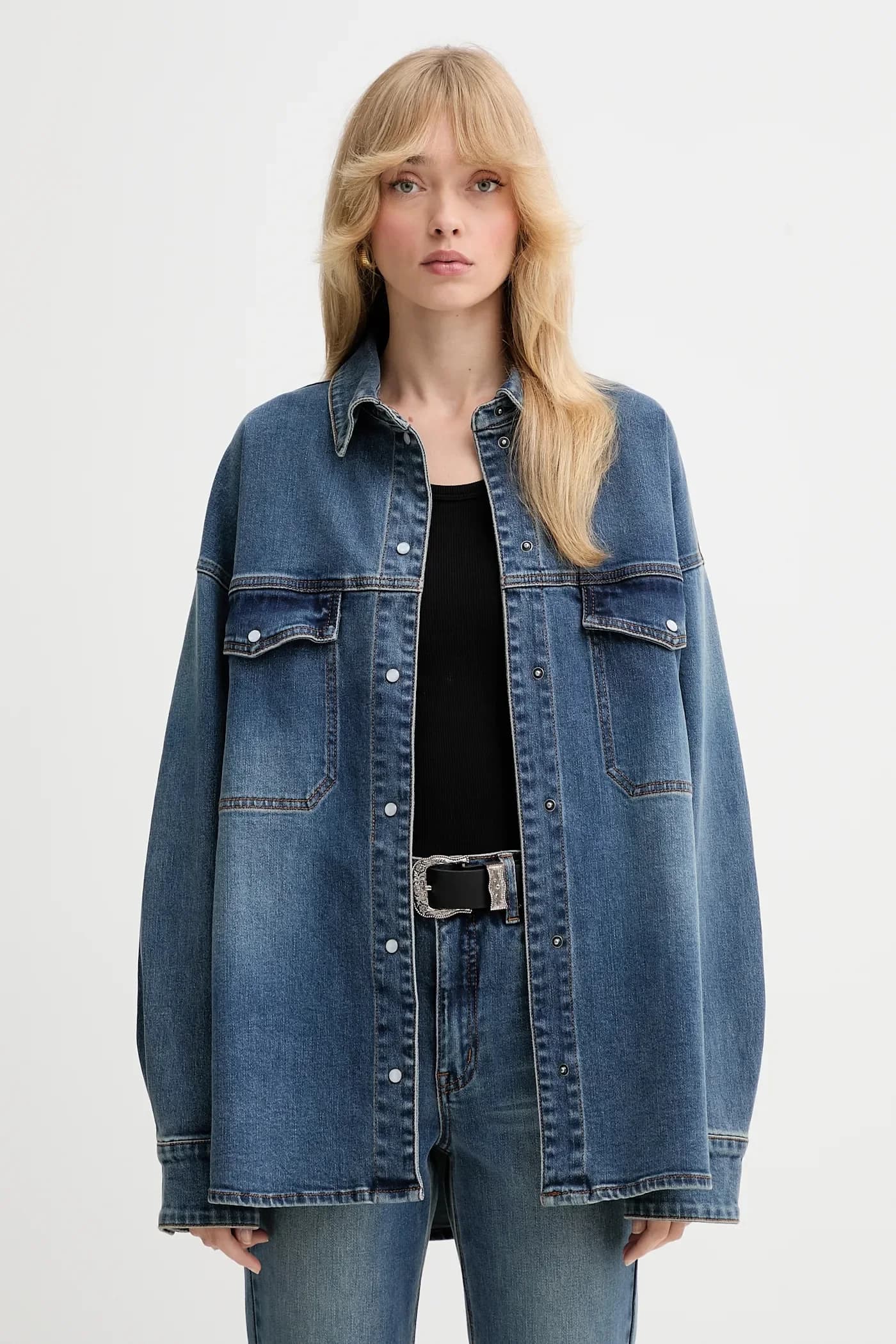 Джинсовая рубашка