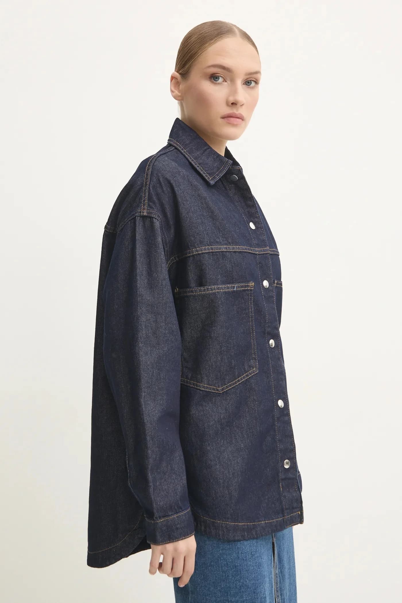 Джинсовая рубашка