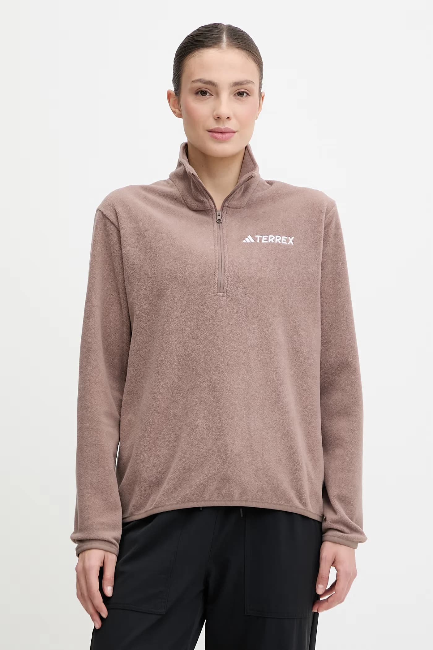 Спортивная толстовка