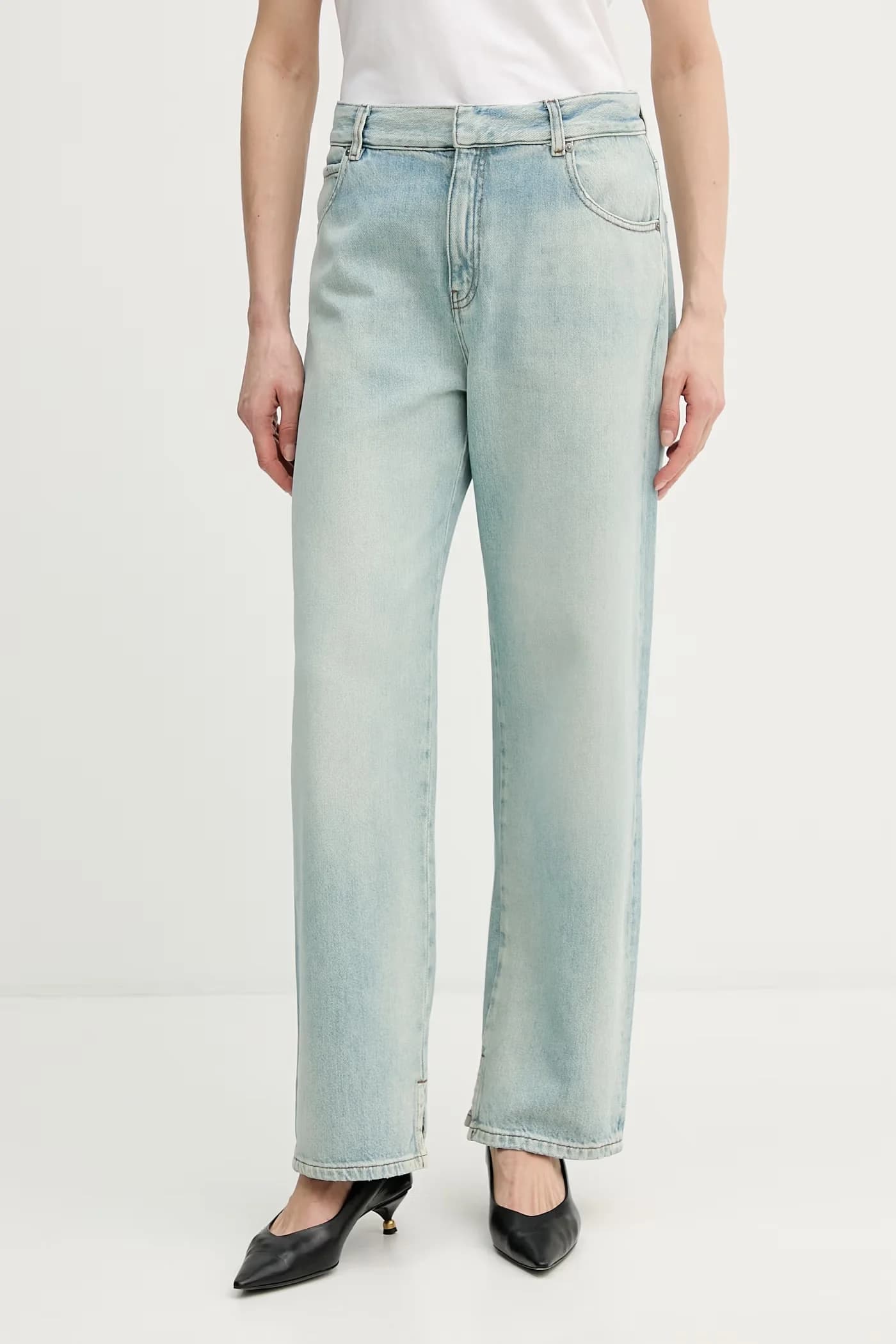 Женские джинсы свободного кроя