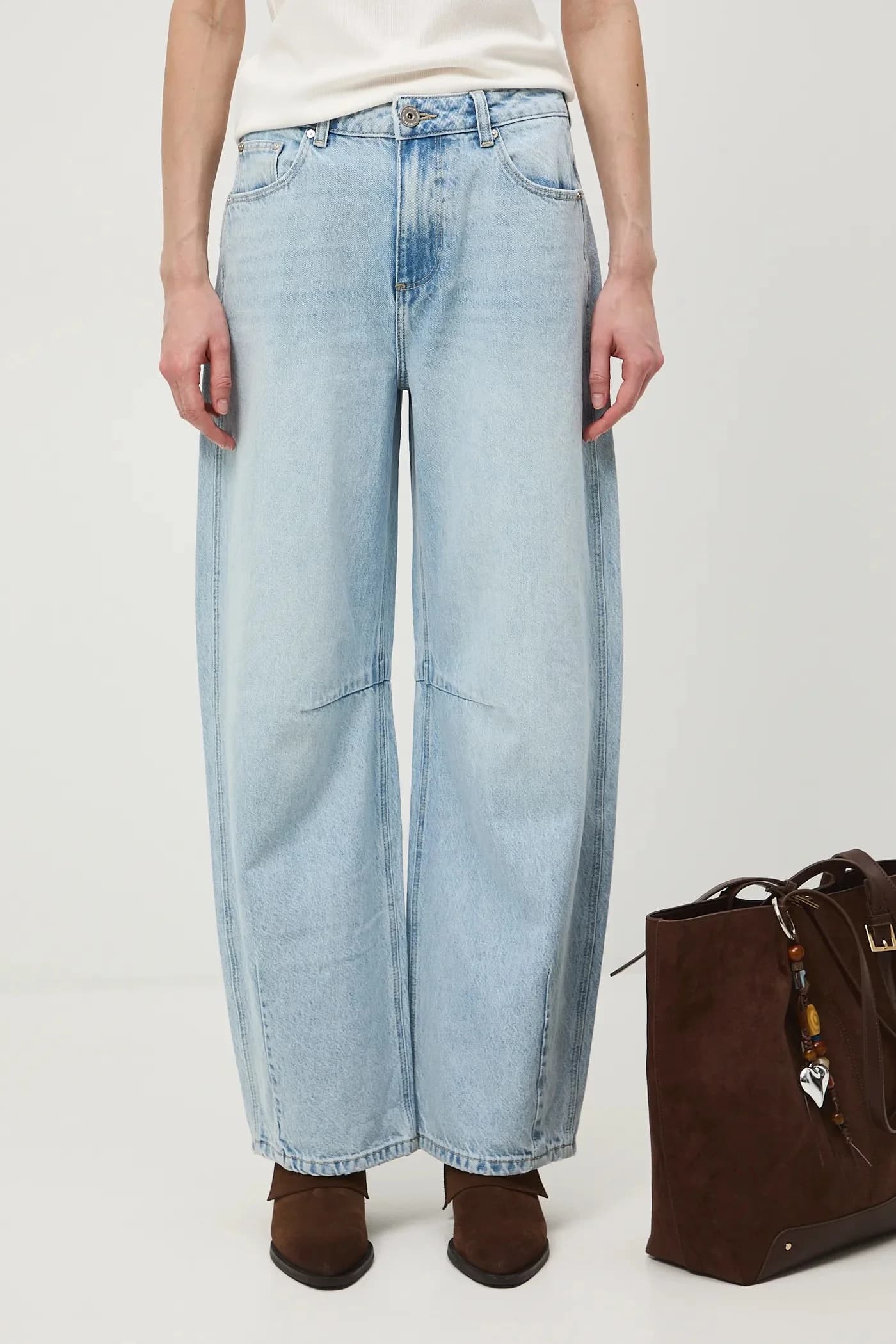 Женские джинсы с напуском