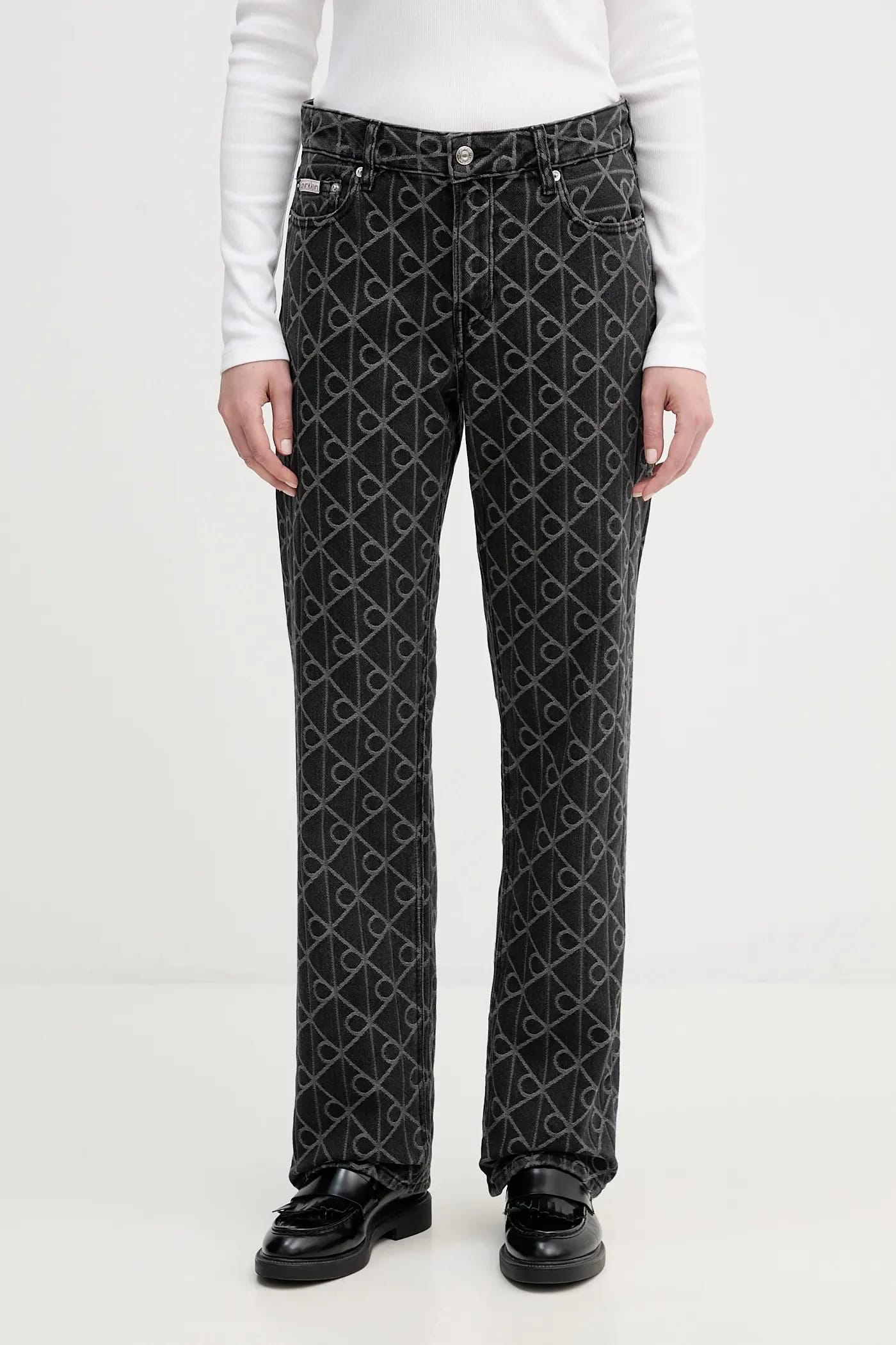 Джинсы серые для женщин