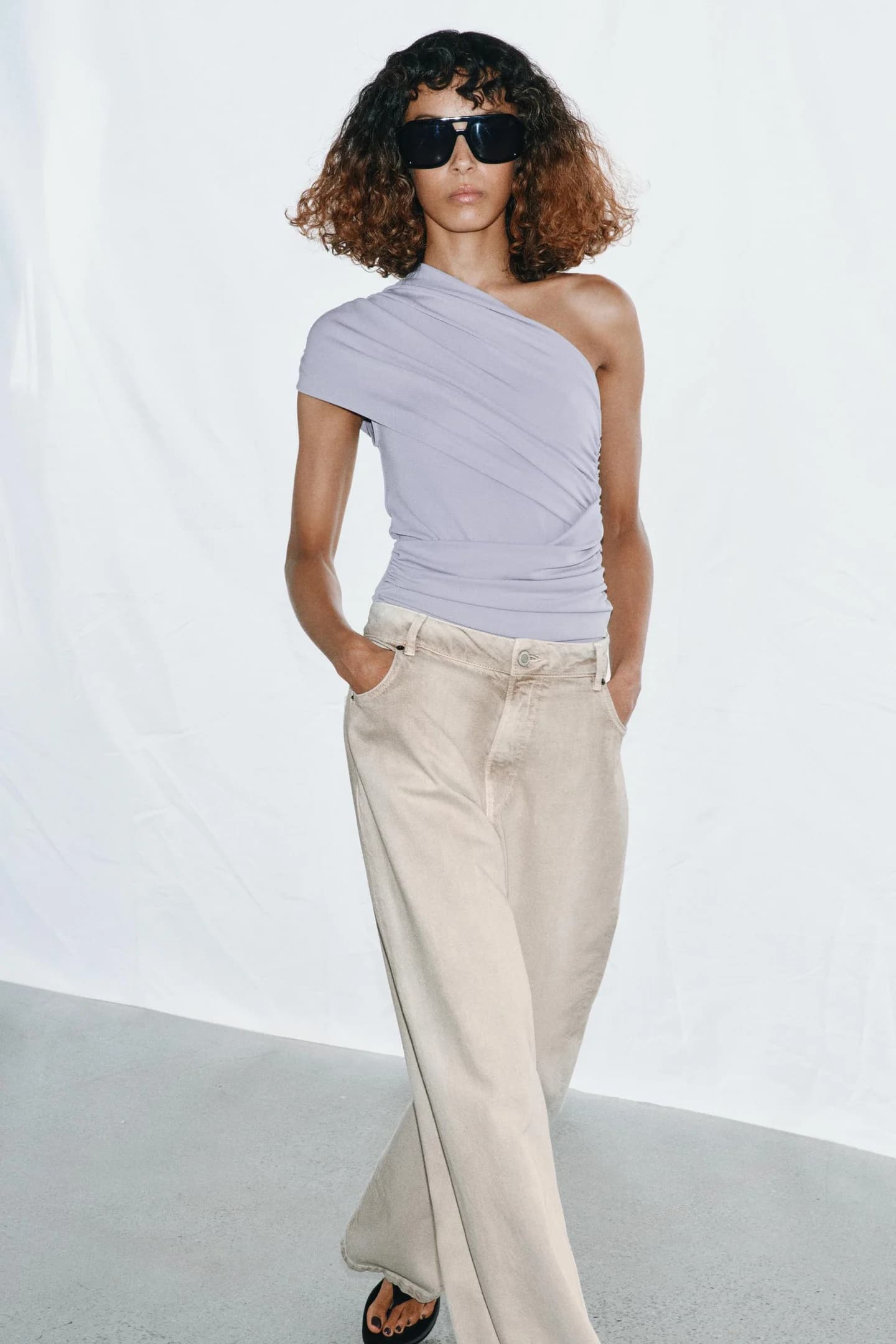 АСИММЕТРИЧНОЕ БОДИ С ДРАПИРОВАНИЕМ