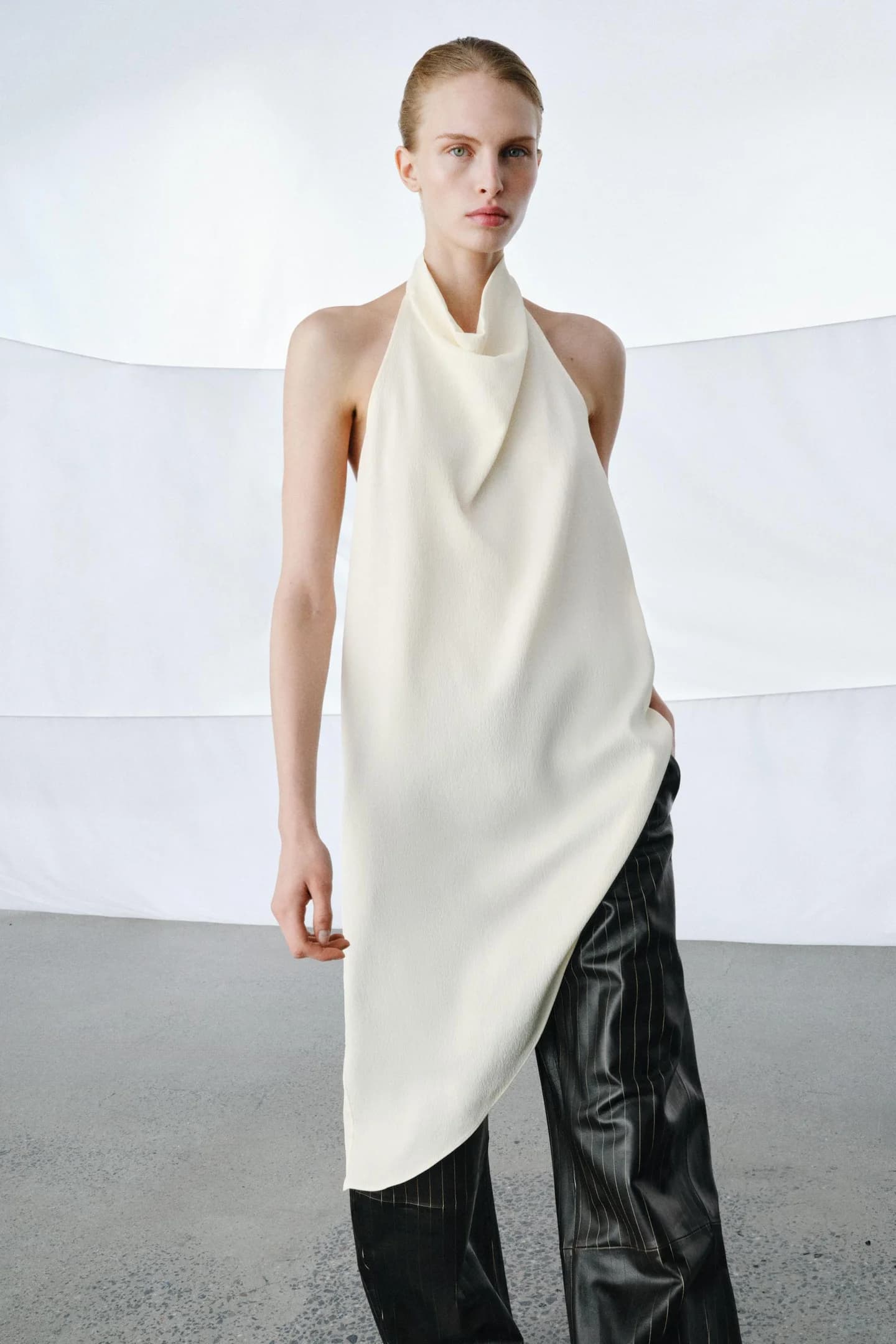 АСИММЕТРИЧНЫЙ ТОП ИЗ КОЛЛЕКЦИИ ZW