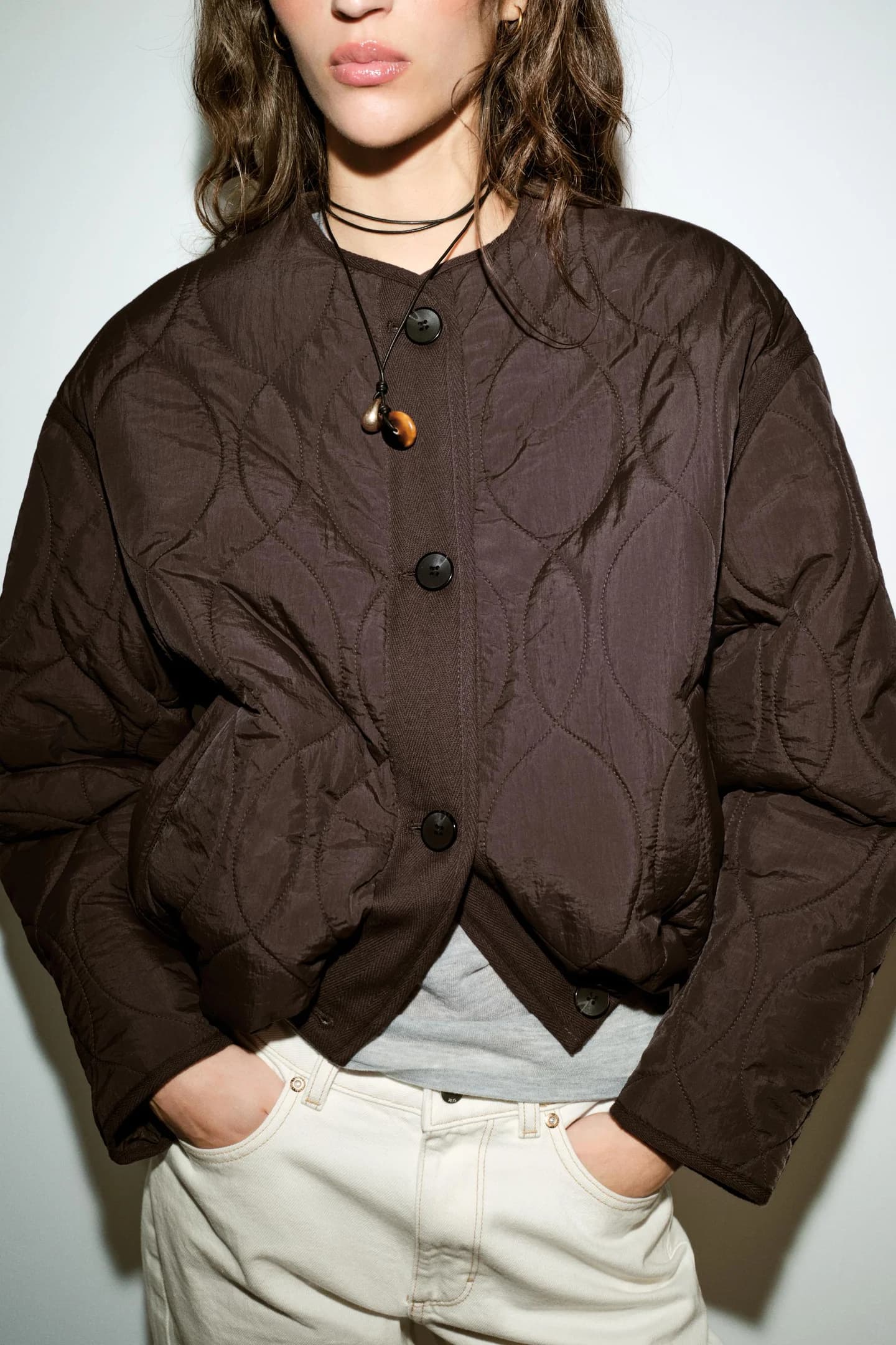 КОРОТКАЯ СТЕГАНАЯ КУРТКА