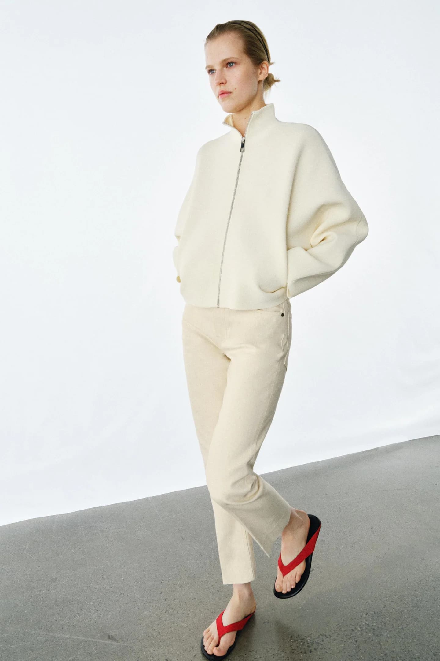 ДЖИНСЫ BOOTCUT СРЕДНЕЙ ТАЛИИ ИЗ КОЛЛЕКЦИИ ZW