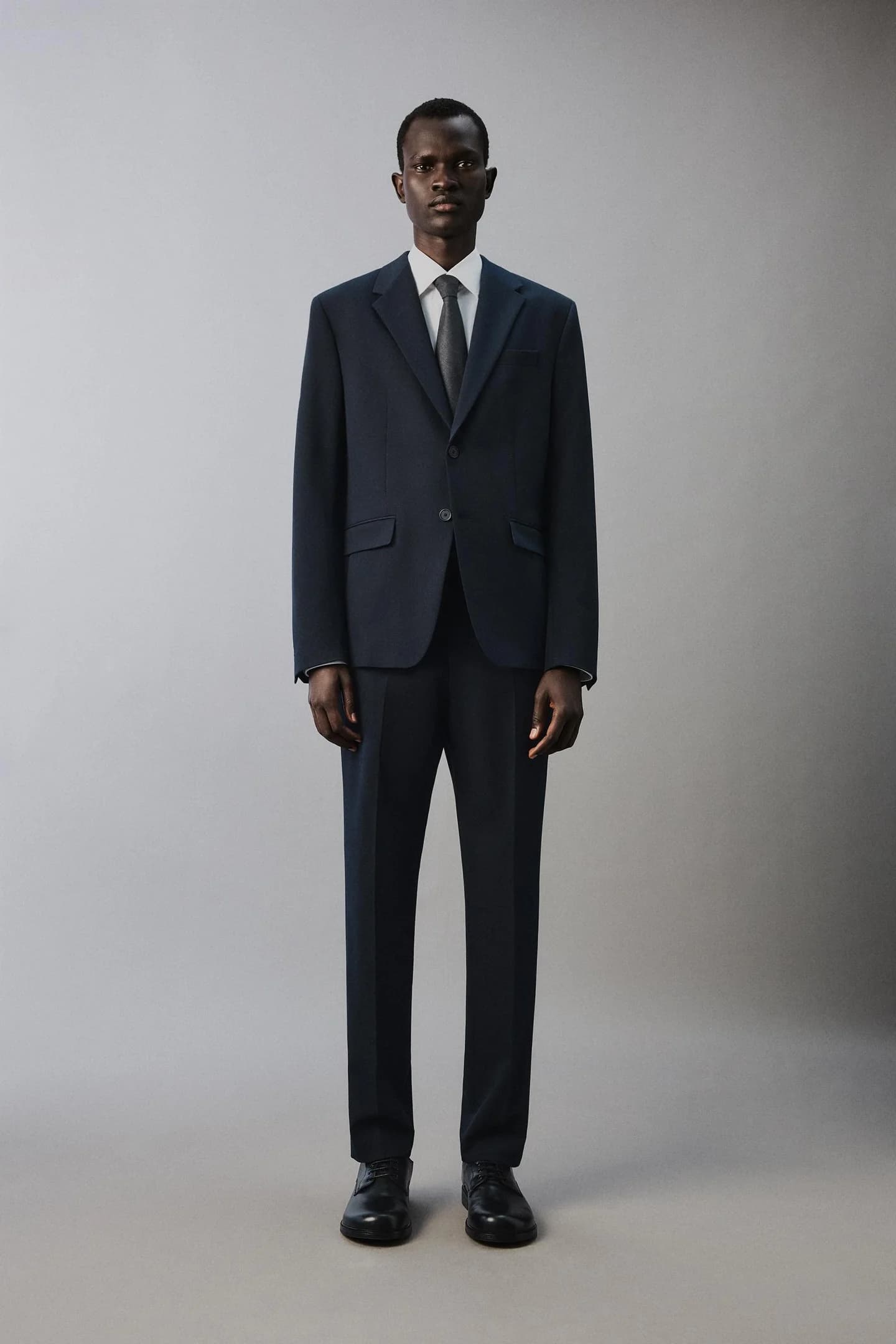 КОСТЮМНЫЕ БРЮКИ УДОБНОЙ ПОСАДКИ