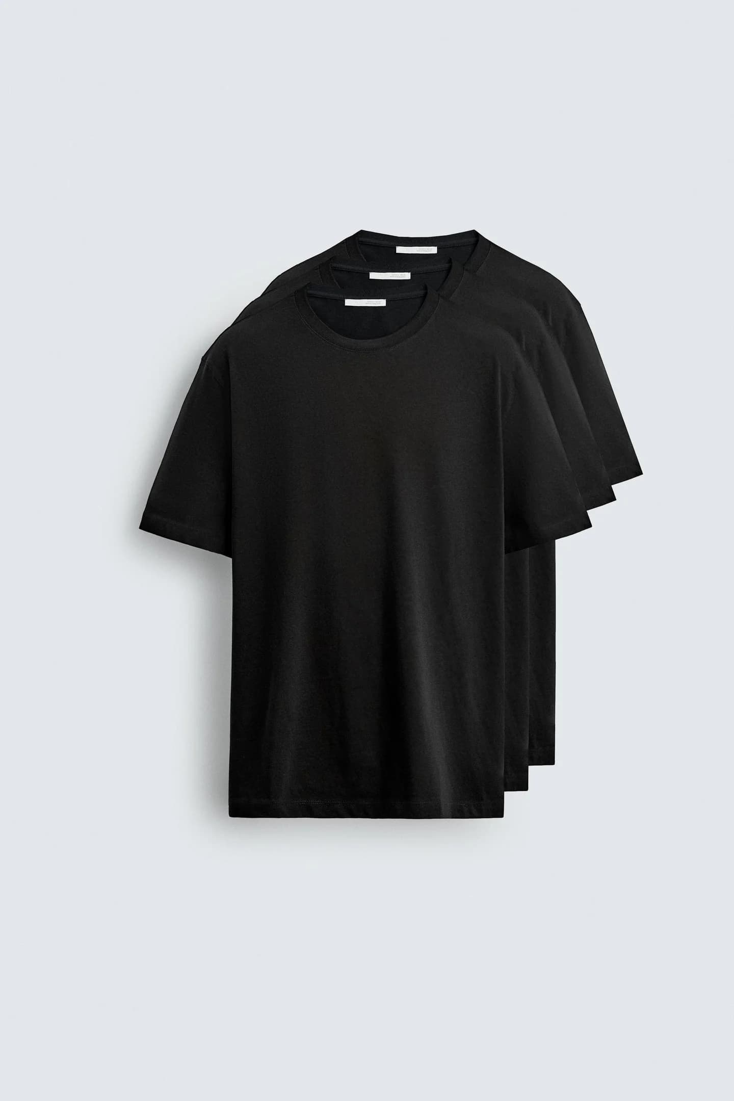 НАБОР ИЗ 3 БАЗОВЫХ ФУТБОЛОК СРЕДНЕГО ВЕСА