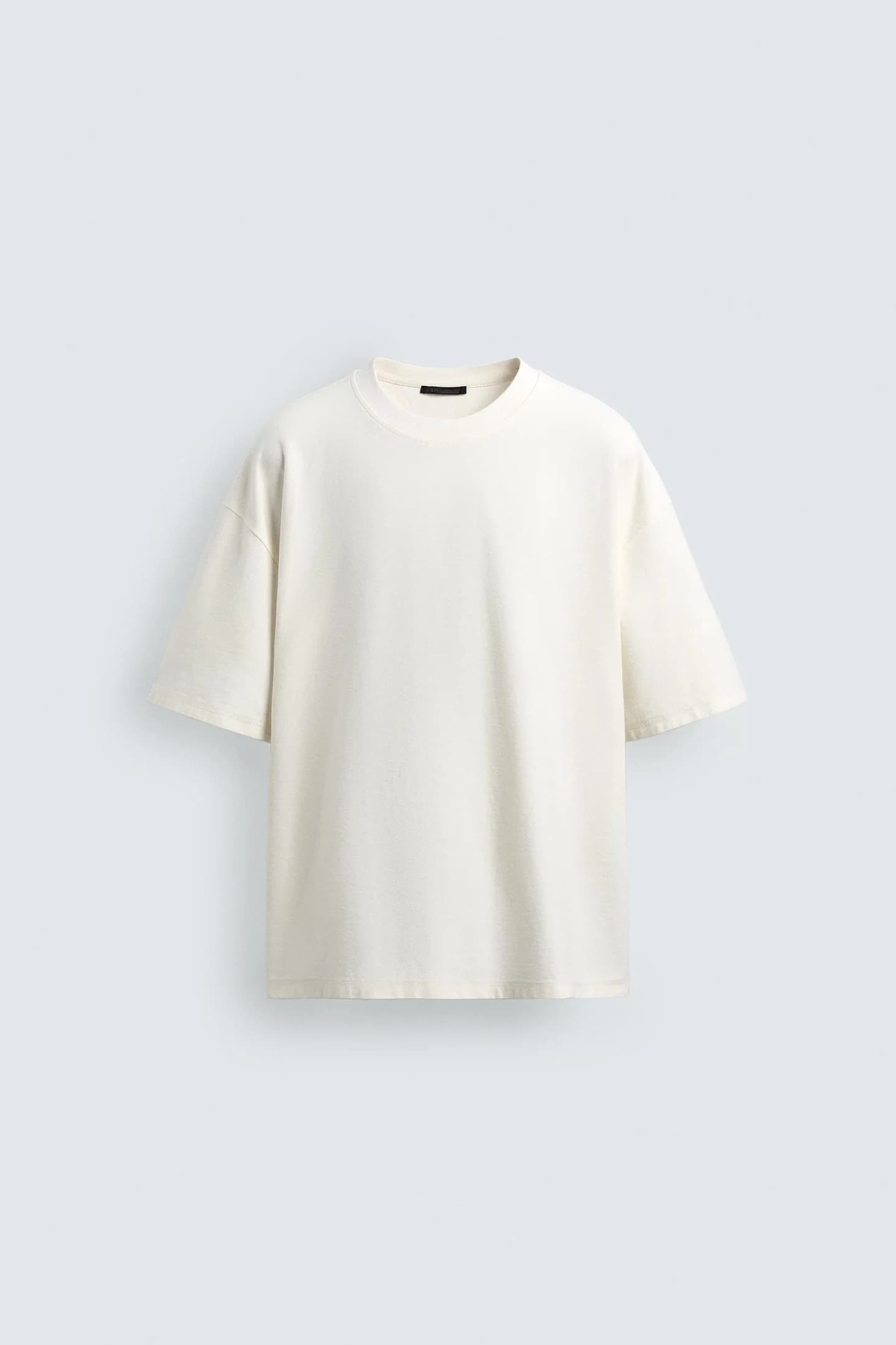 ФУТБОЛКА BOXY FIT ИЗ БАЗОВОЙ КОЛЛЕКЦИИ