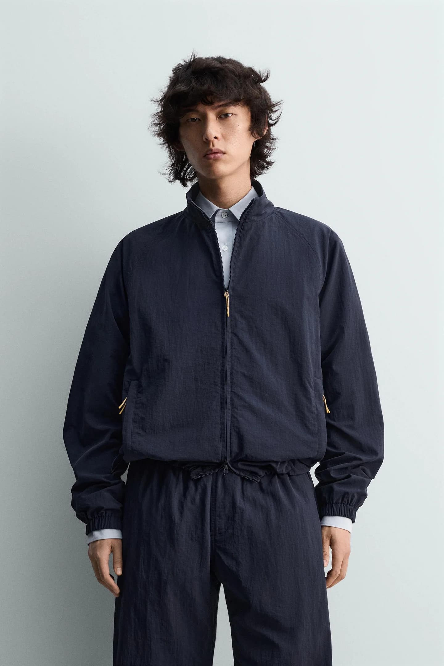 КУРТКА ИЗ ЛЕГКОЙ ТЕХНИЧЕСКОЙ ТКАНИ, ОГРАНИЧЕННАЯ СЕРИЯ