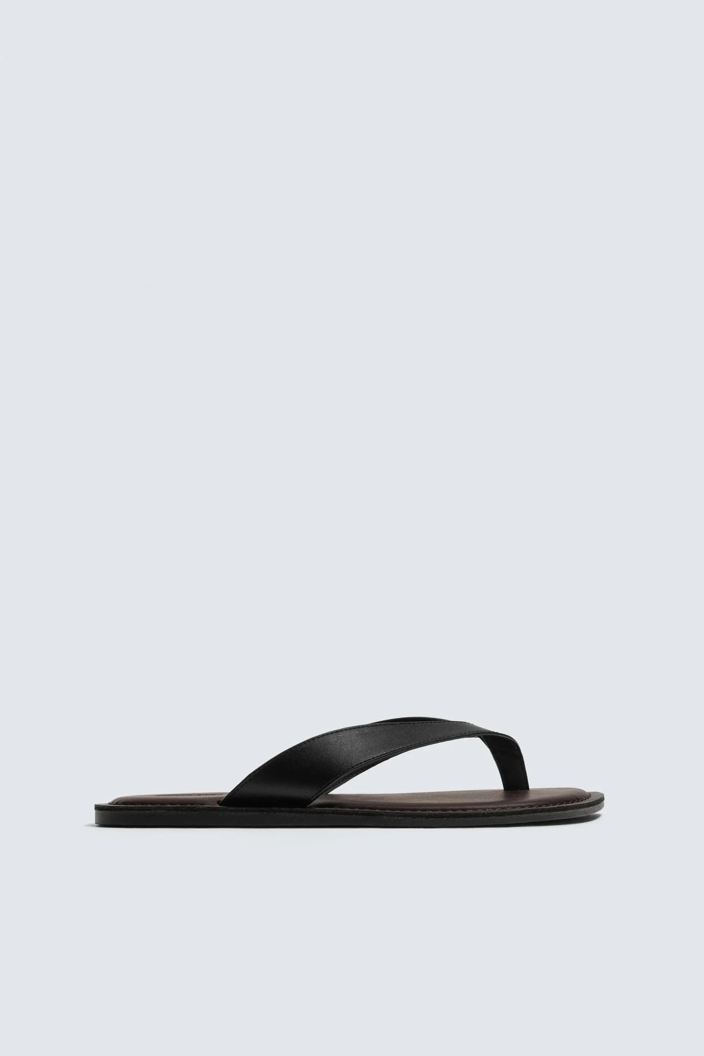 САНДАЛИИ НА РЕМЕНКАХ