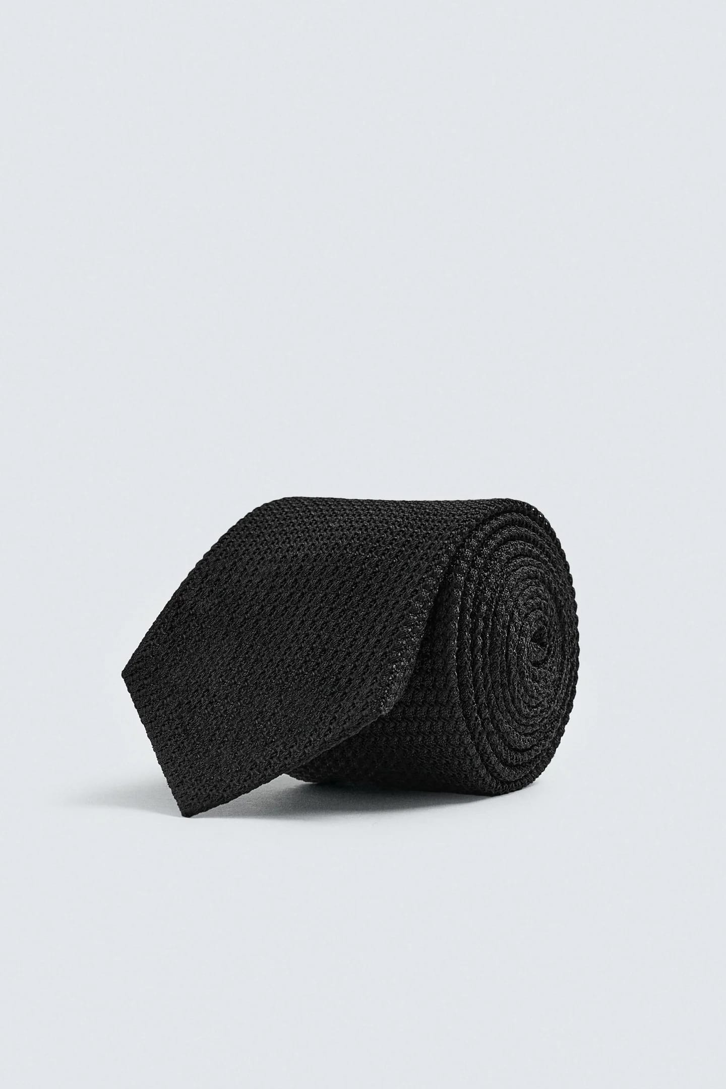 ГАЛСТУК ИЗ СТРУКТУРНОЙ ТКАНИ 100% ШЕЛК ARON LEVINE X Zara