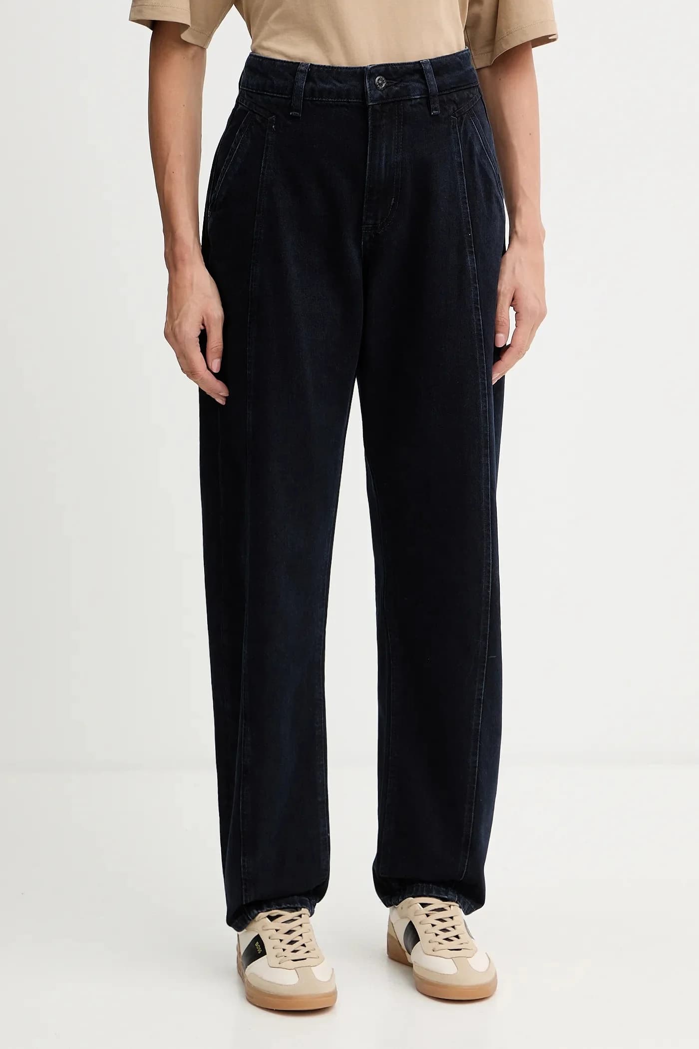 Джинсы ДАЭЛЯ 3.0