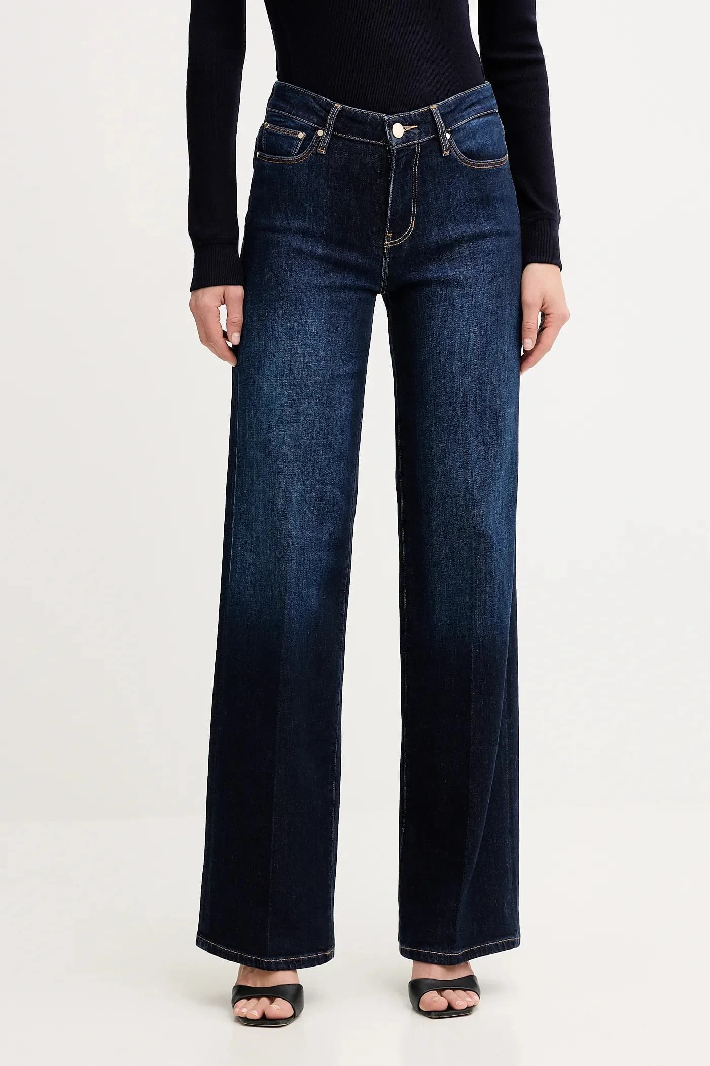 Джинсы из кашемира