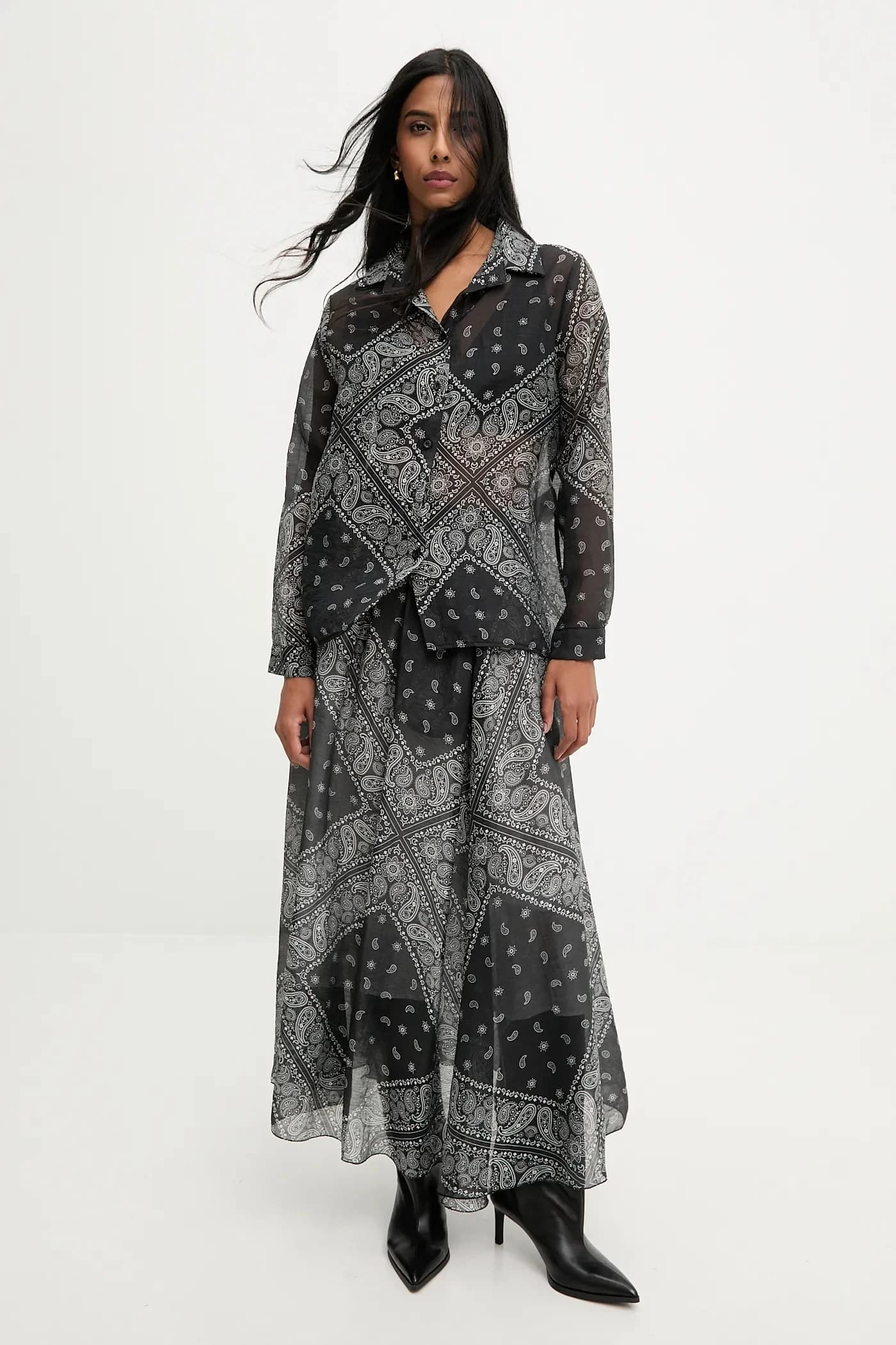 Рубашка и юбка