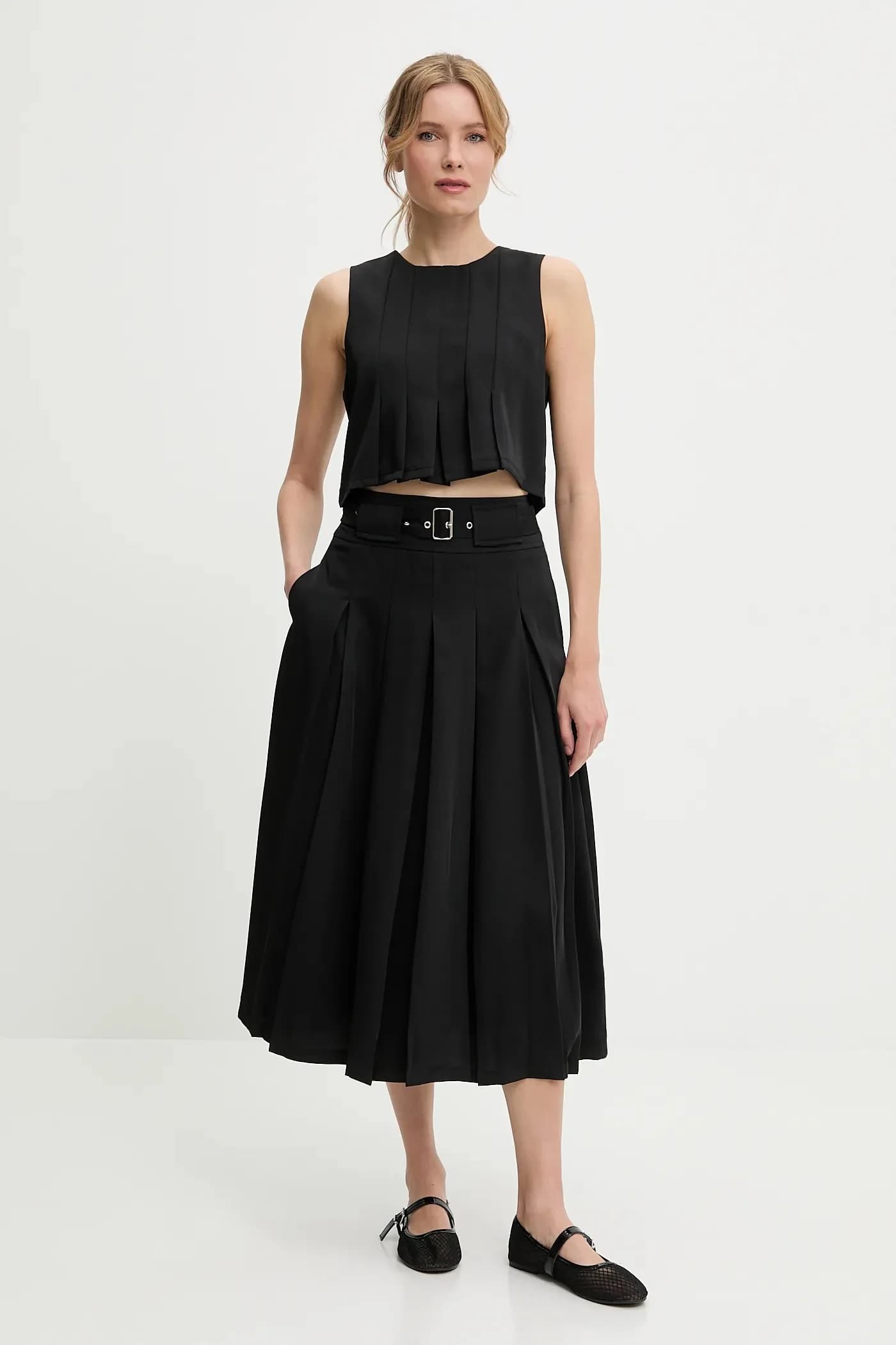 Блузка и юбка