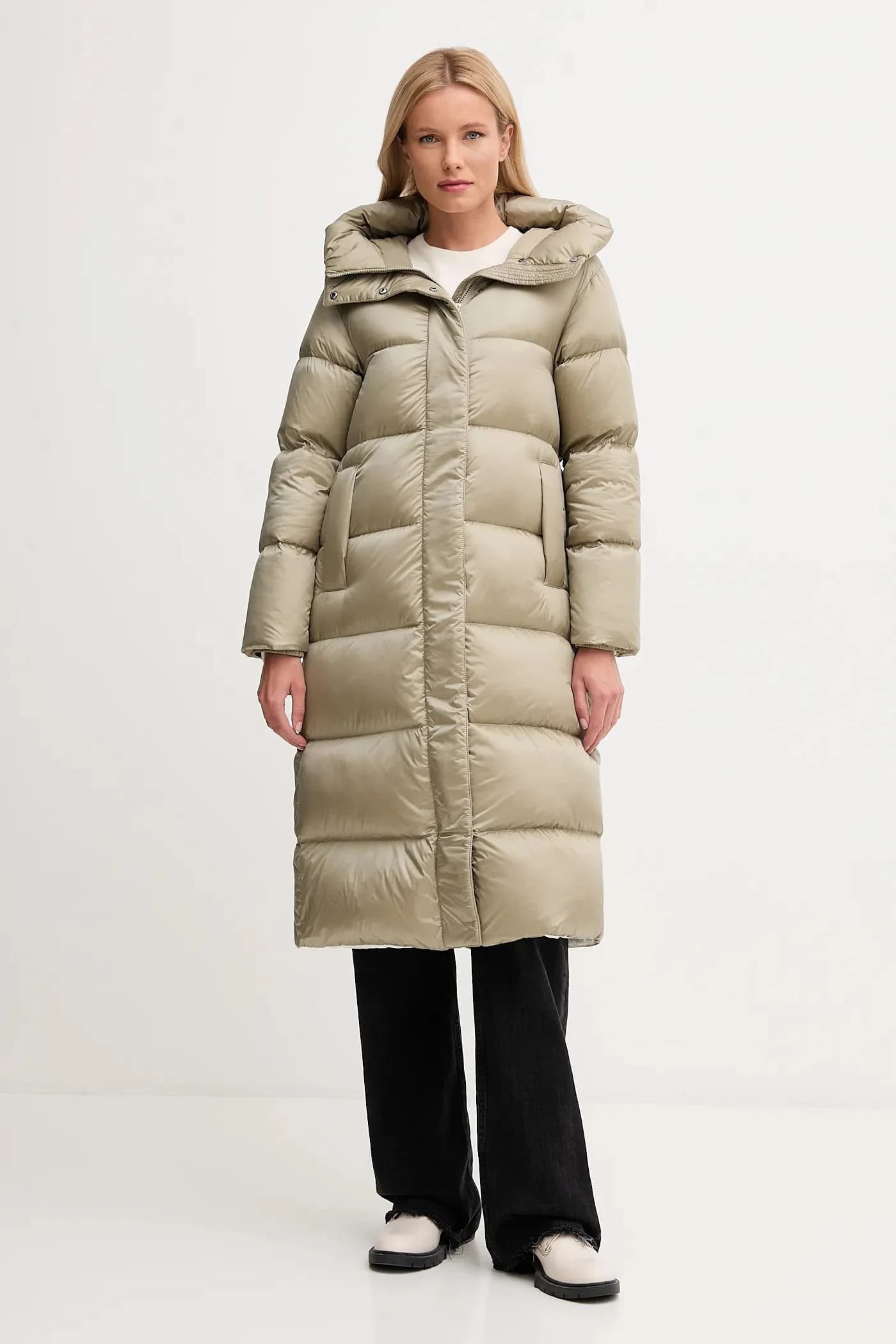 КАРЕН пуховик