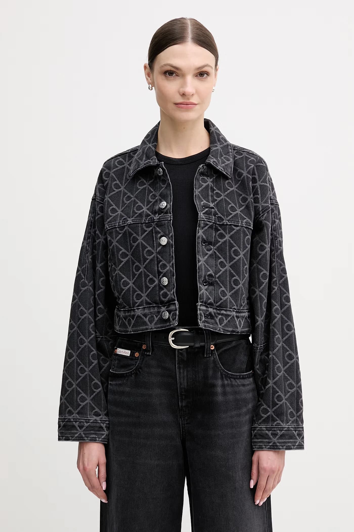 Джинсовая куртка