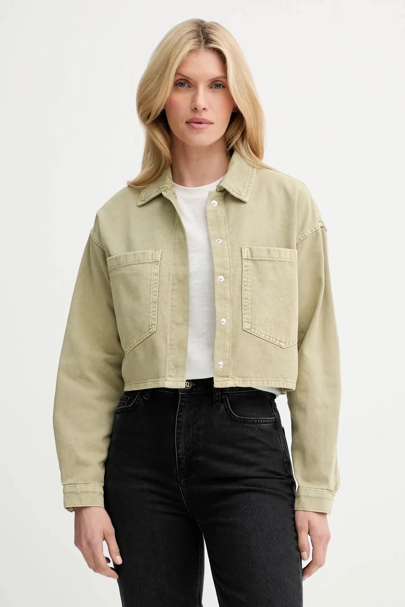 Джинсовая куртка