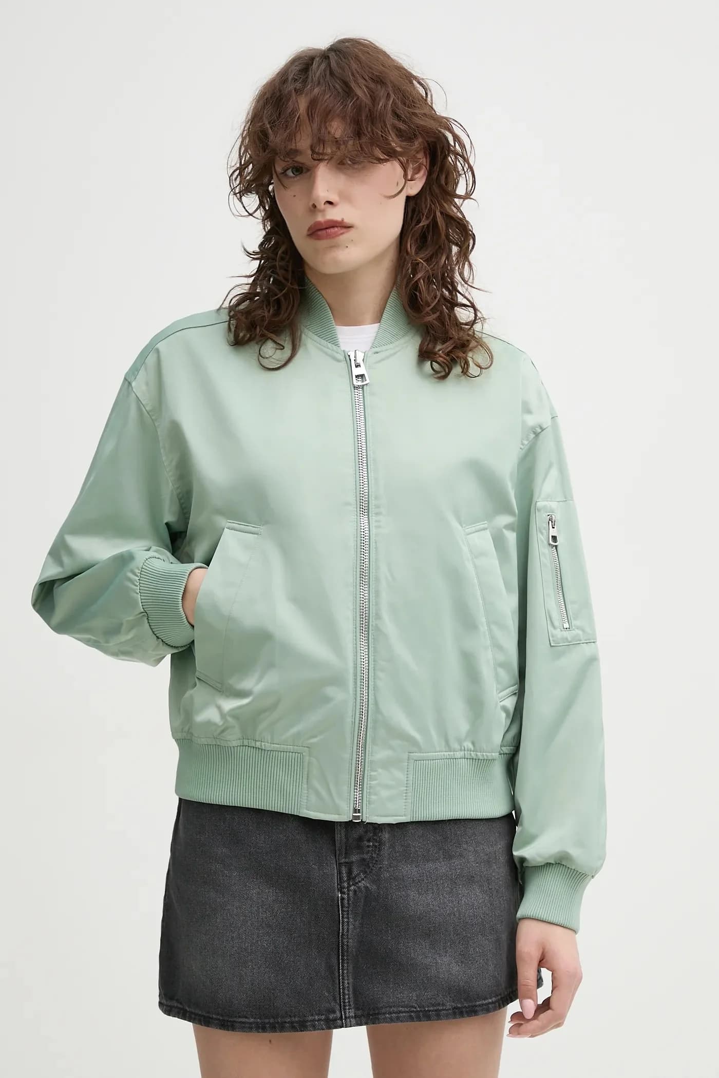 Куртка-бомбер