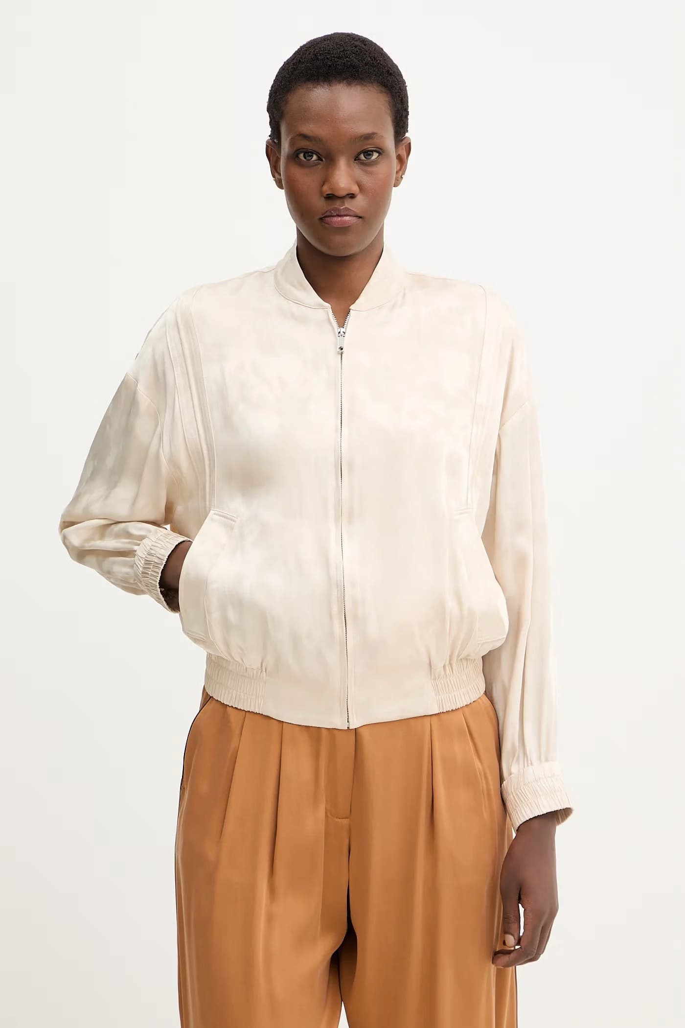 куртка-бомбер MCOBRONCIO