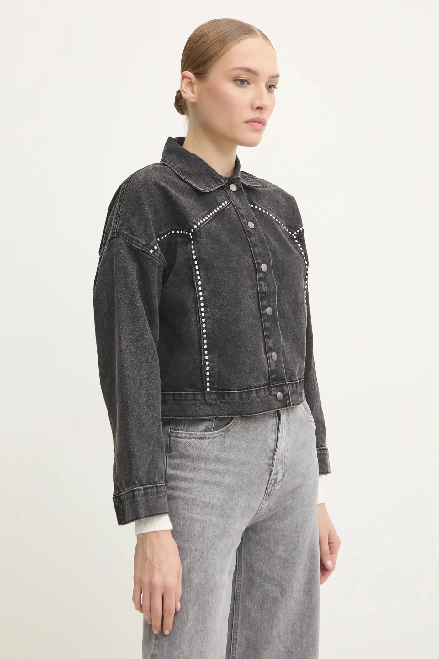 Джинсовая куртка