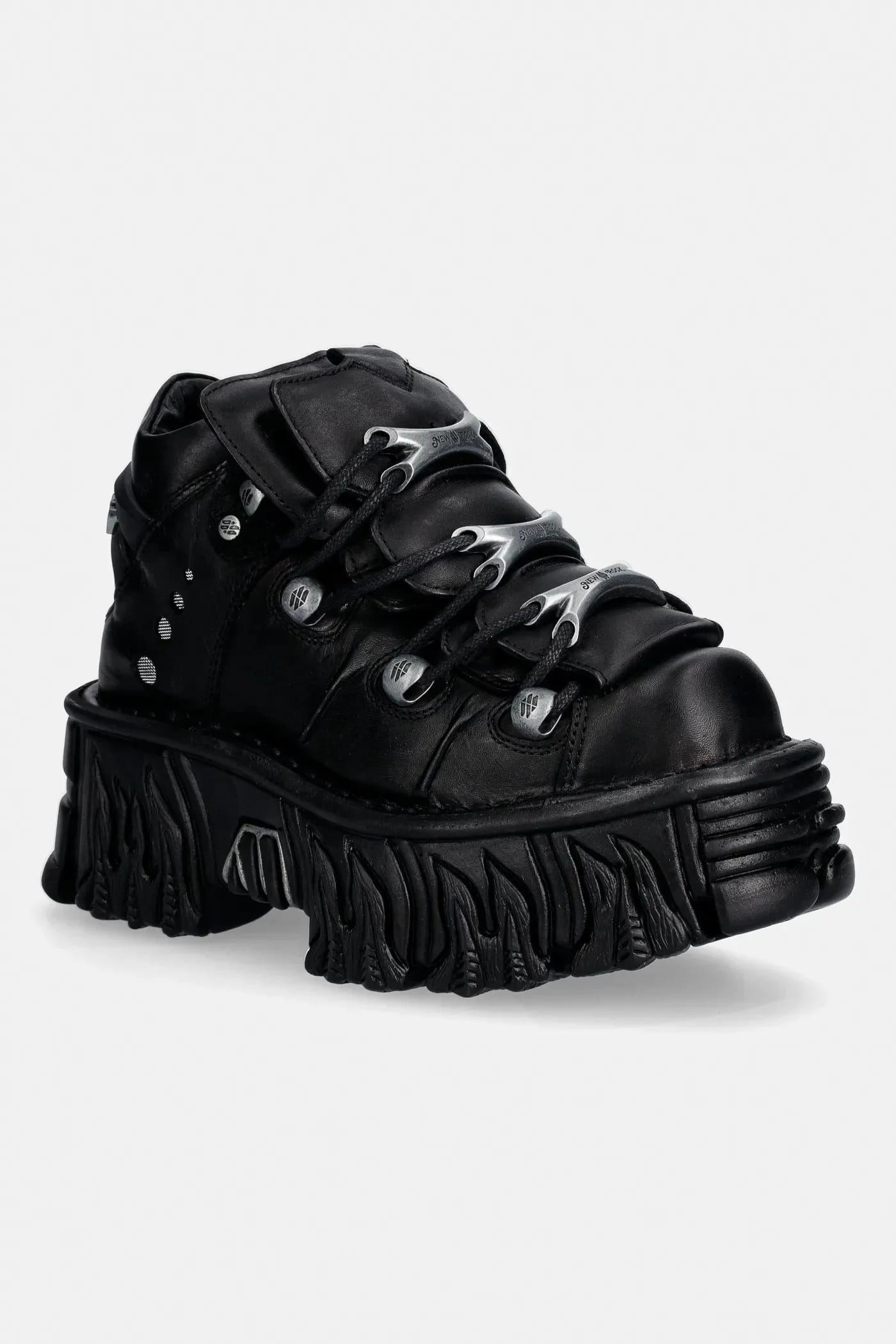 ITALI NEGRO, NOMADA NEGRO кожаные кроссовки
